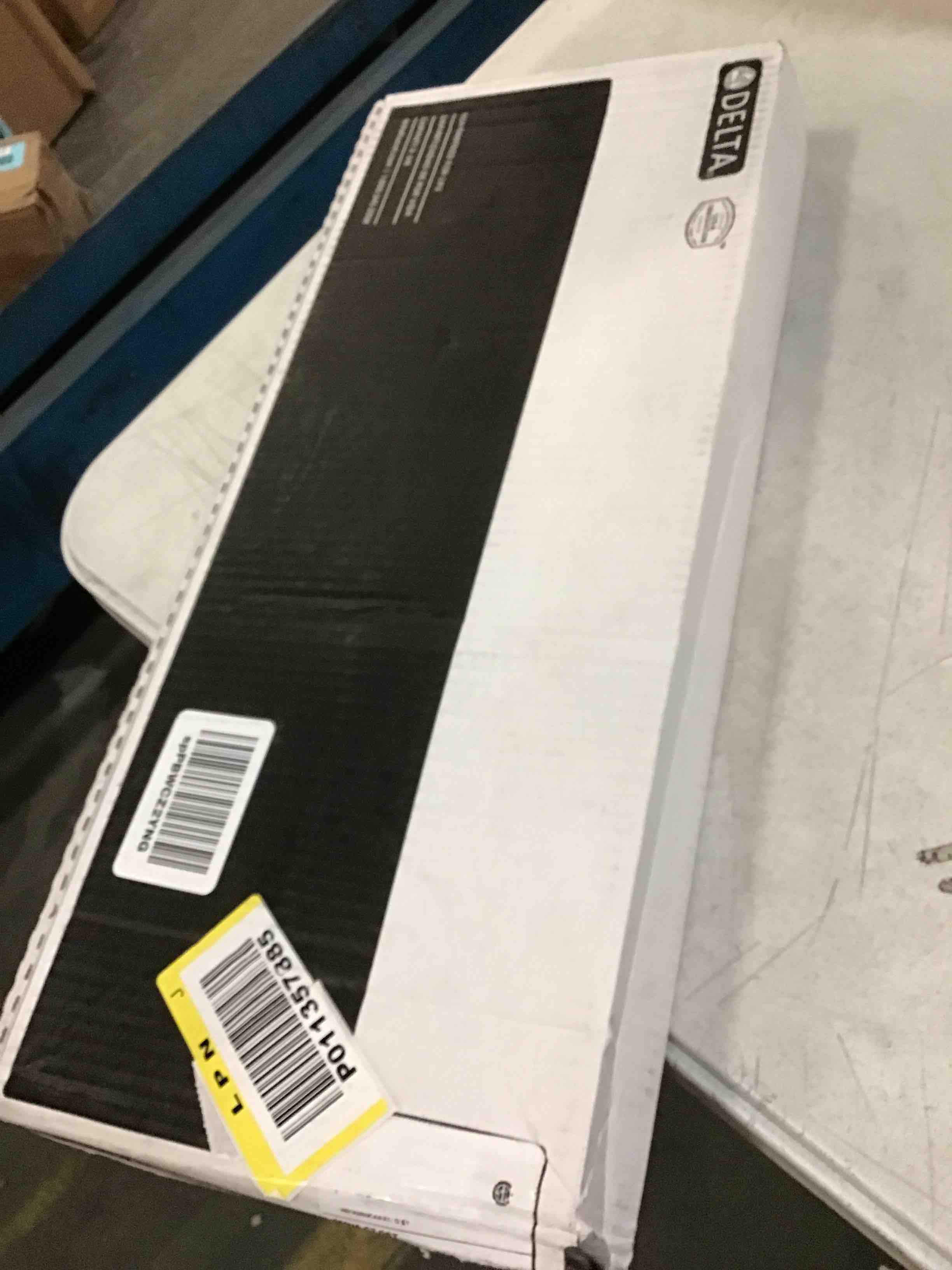 https://s3.amazonaws.com/lotting-images-prod/bidfta/BLU5855319_1703851142435.jpeg