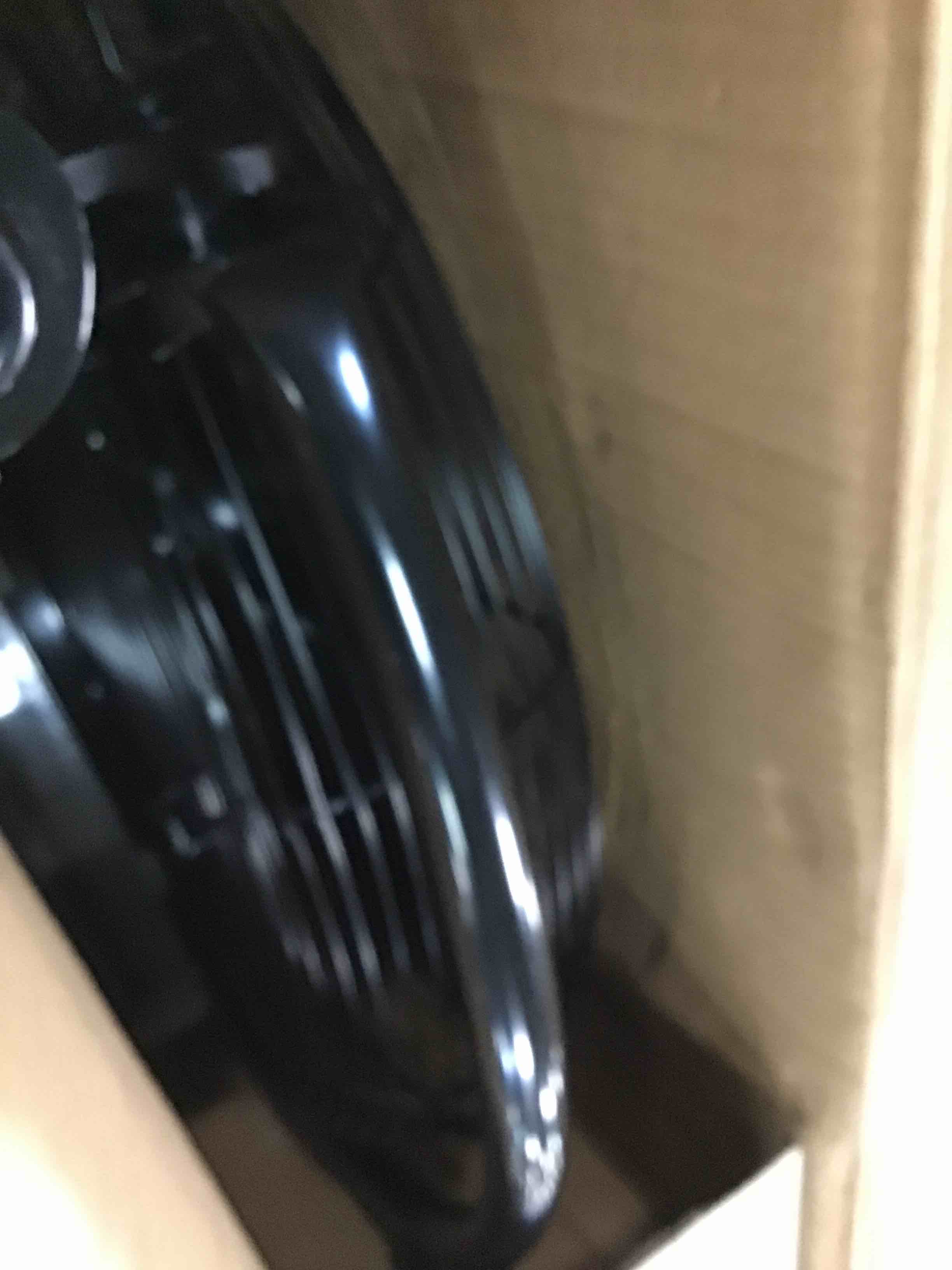 https://s3.amazonaws.com/lotting-images-prod/bidfta/BLU5856200_1704203591732.jpeg