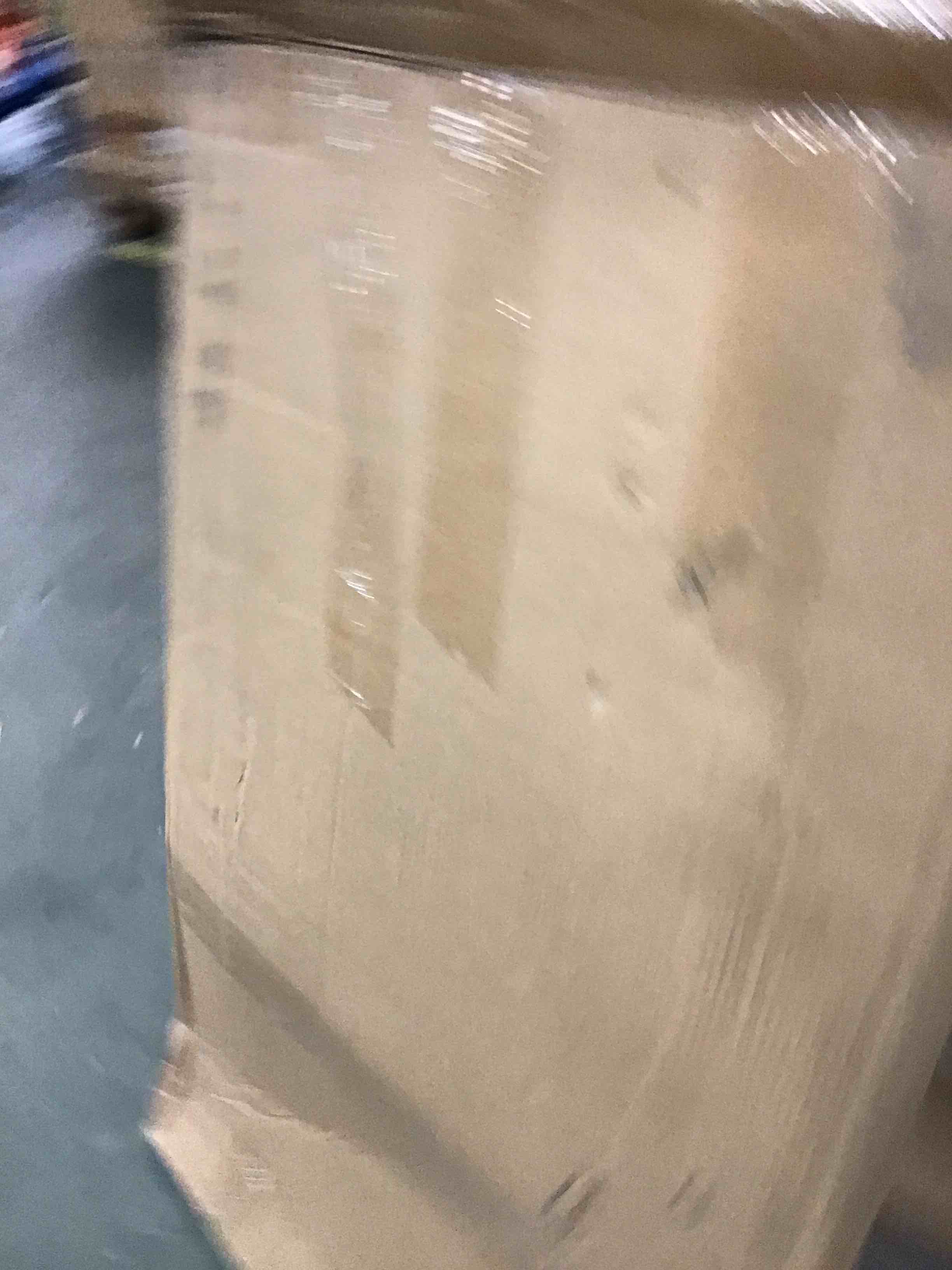 https://s3.amazonaws.com/lotting-images-prod/bidfta/BLU5856407_1704224255825.jpeg