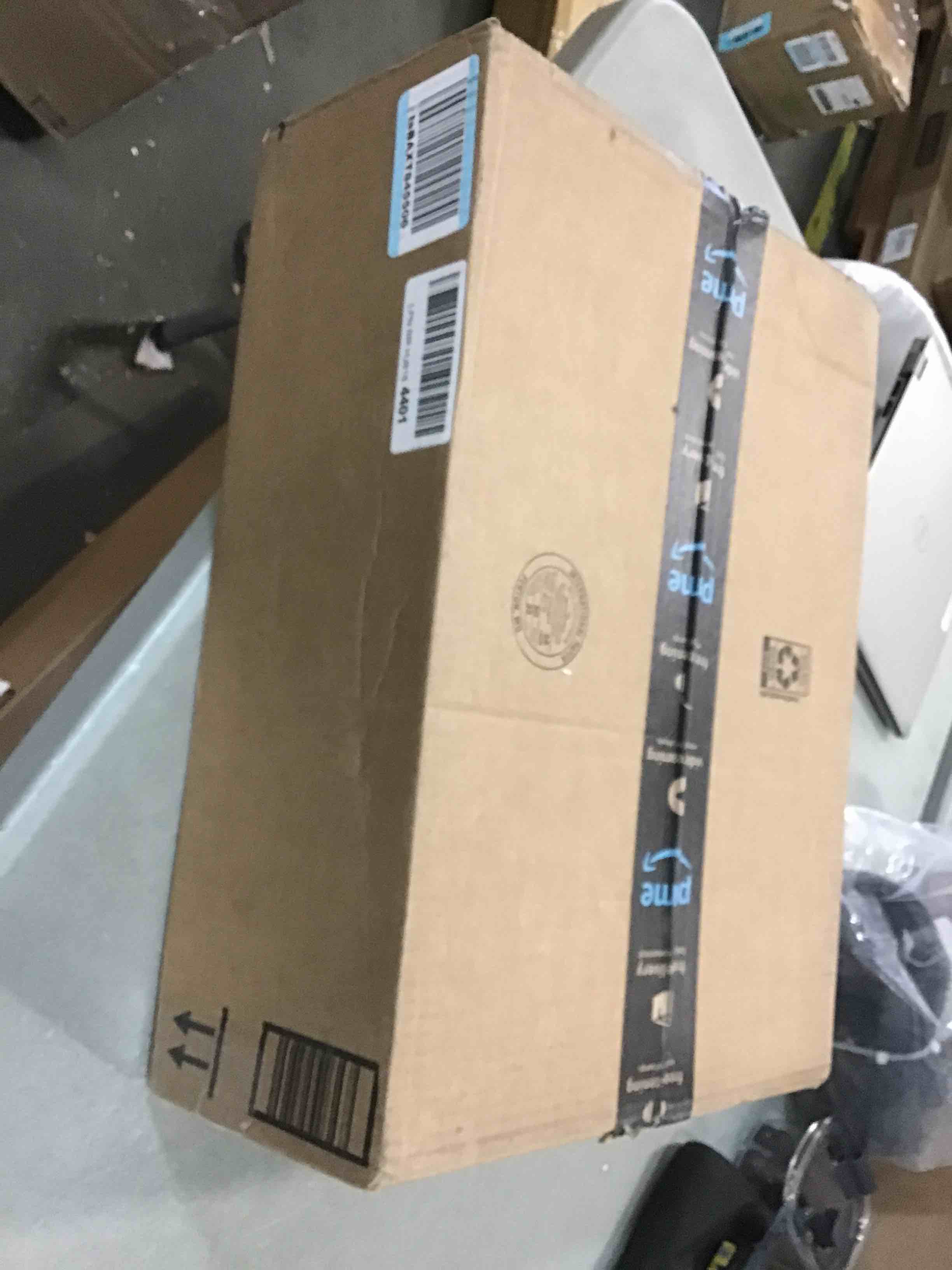 https://s3.amazonaws.com/lotting-images-prod/bidfta/BLU5856440_1704228202795.jpeg