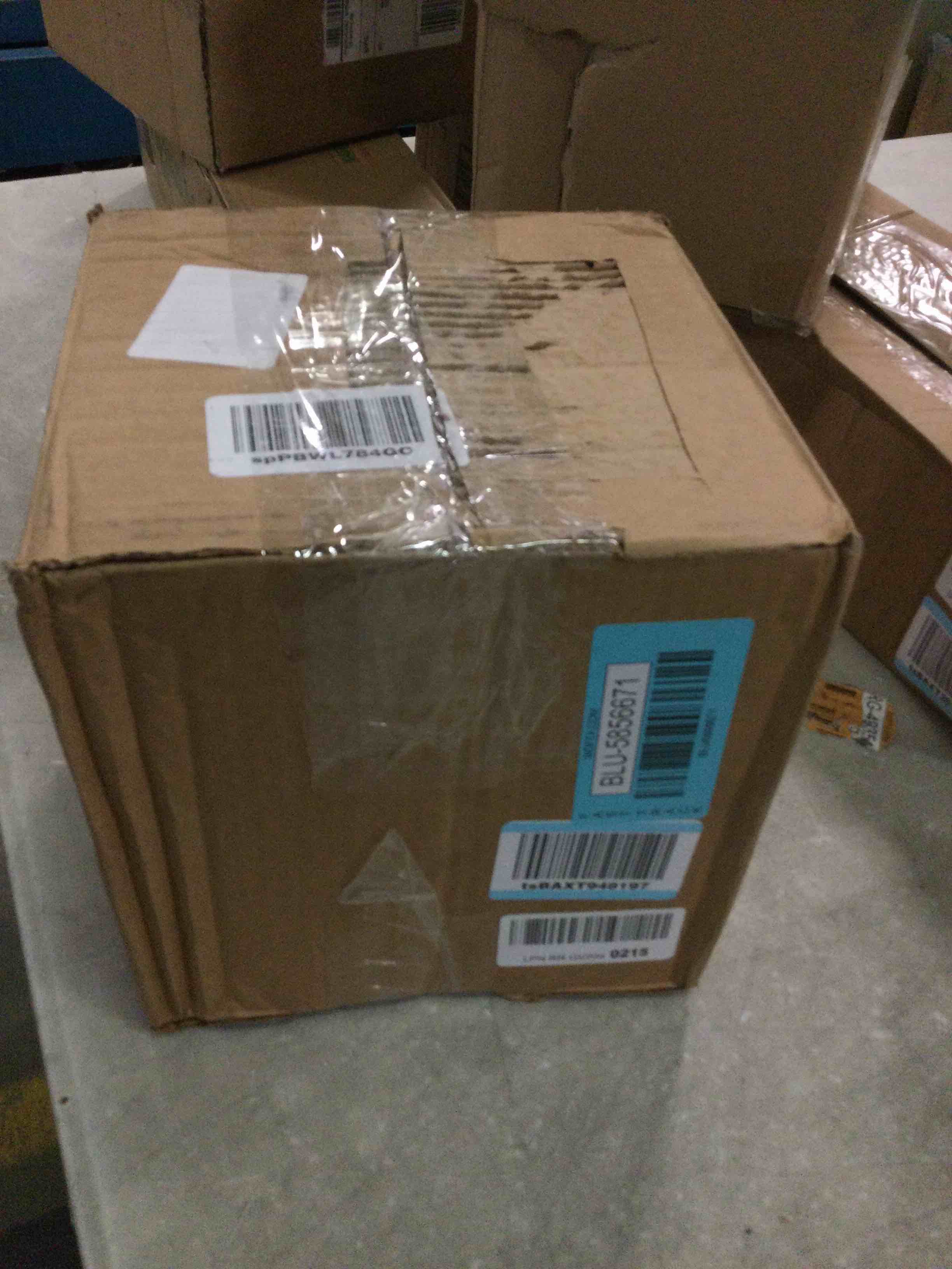 https://s3.amazonaws.com/lotting-images-prod/bidfta/BLU5856672_1704285676729.jpeg