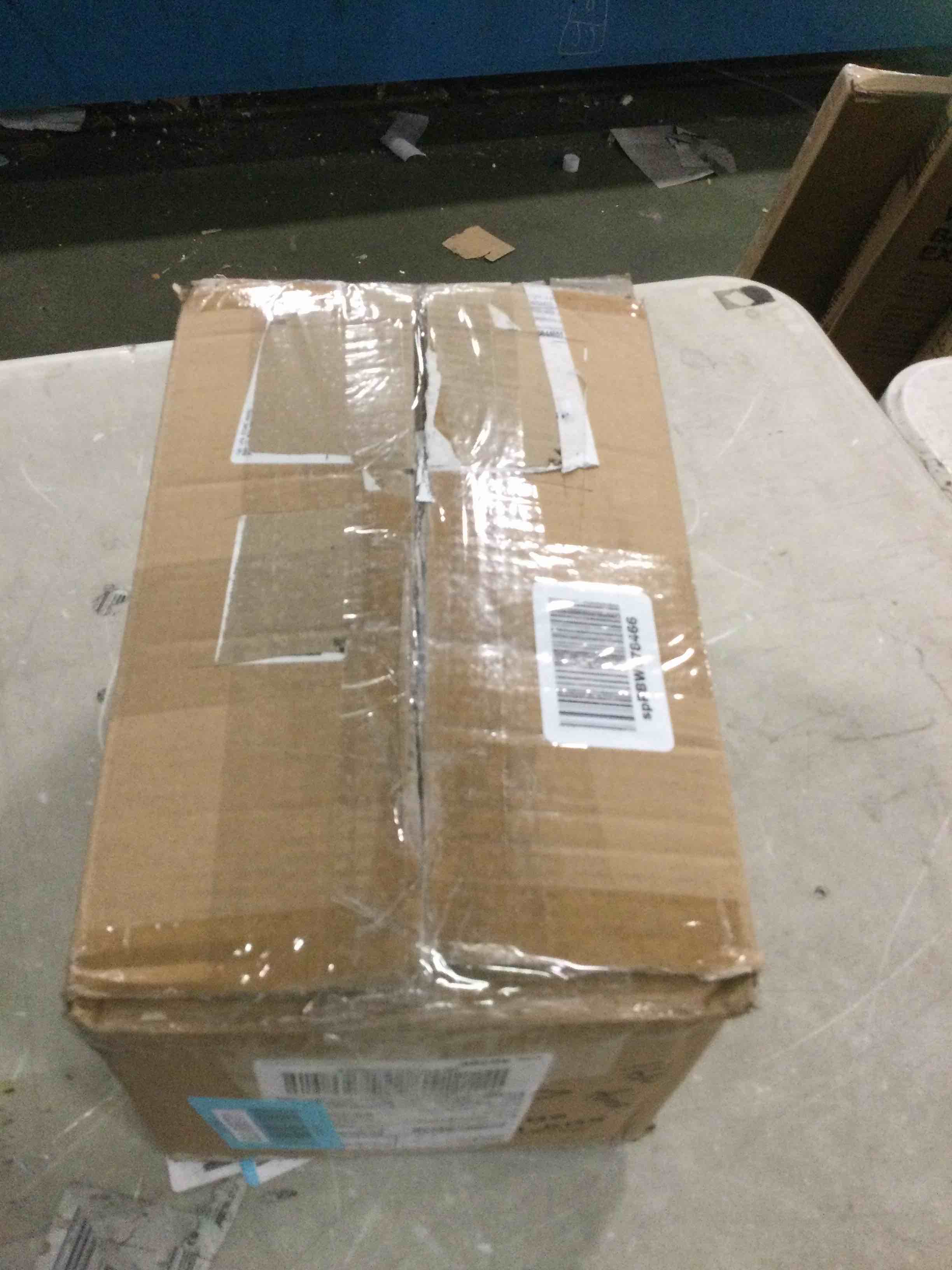 https://s3.amazonaws.com/lotting-images-prod/bidfta/BLU5856701_1704288082383.jpeg