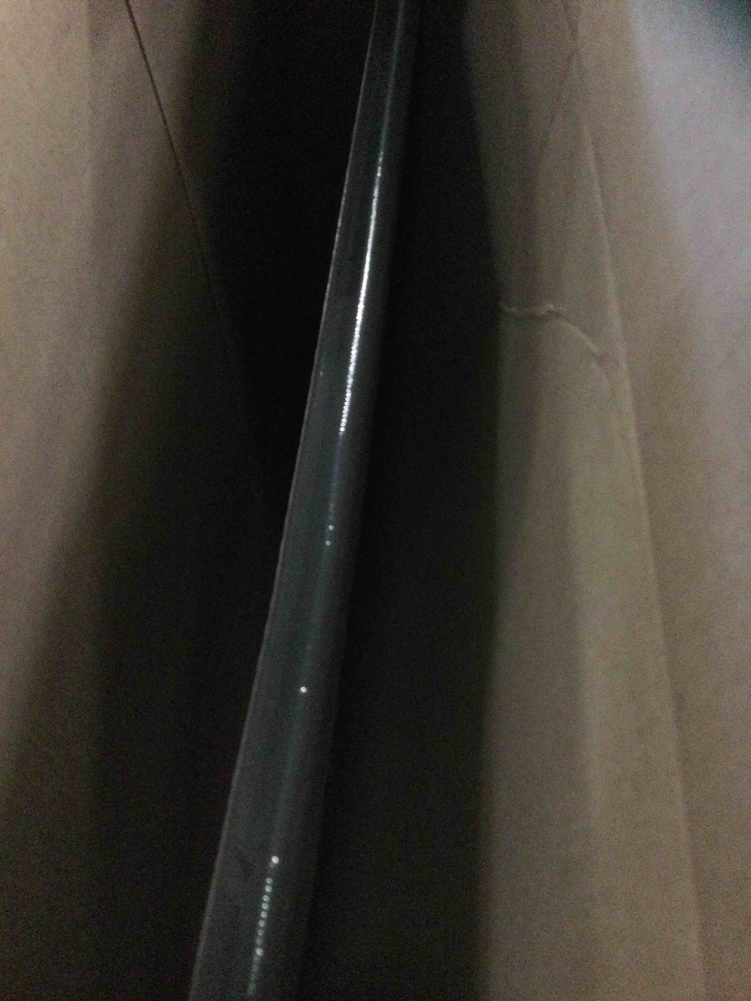 https://s3.amazonaws.com/lotting-images-prod/bidfta/BLU5856756_1704293315419.jpeg