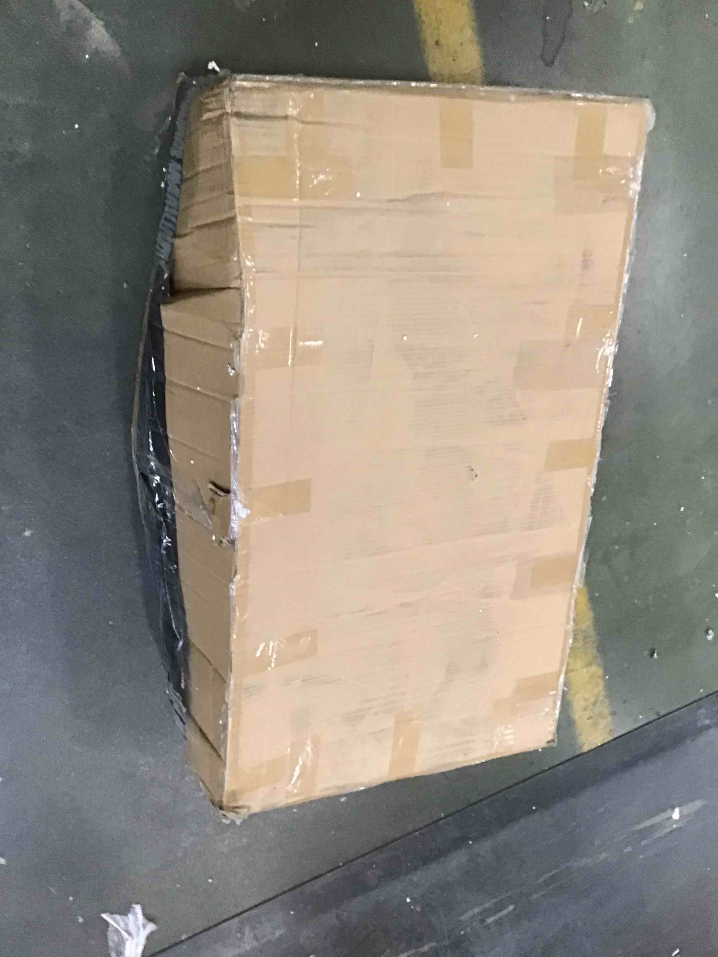 https://s3.amazonaws.com/lotting-images-prod/bidfta/BLU5857138_1704396663194.jpeg