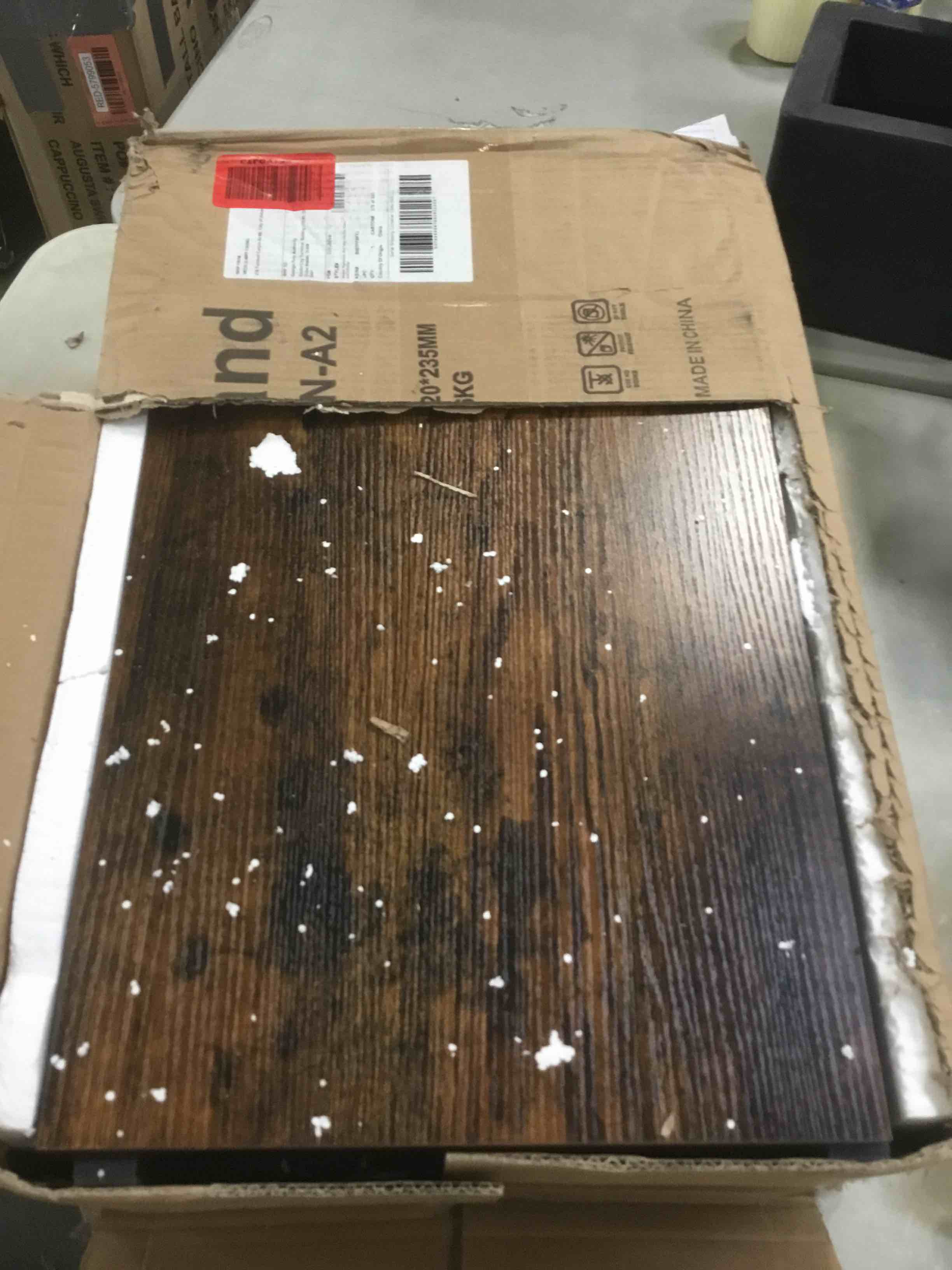 https://s3.amazonaws.com/lotting-images-prod/bidfta/BLU5857290_1704471448896.jpeg