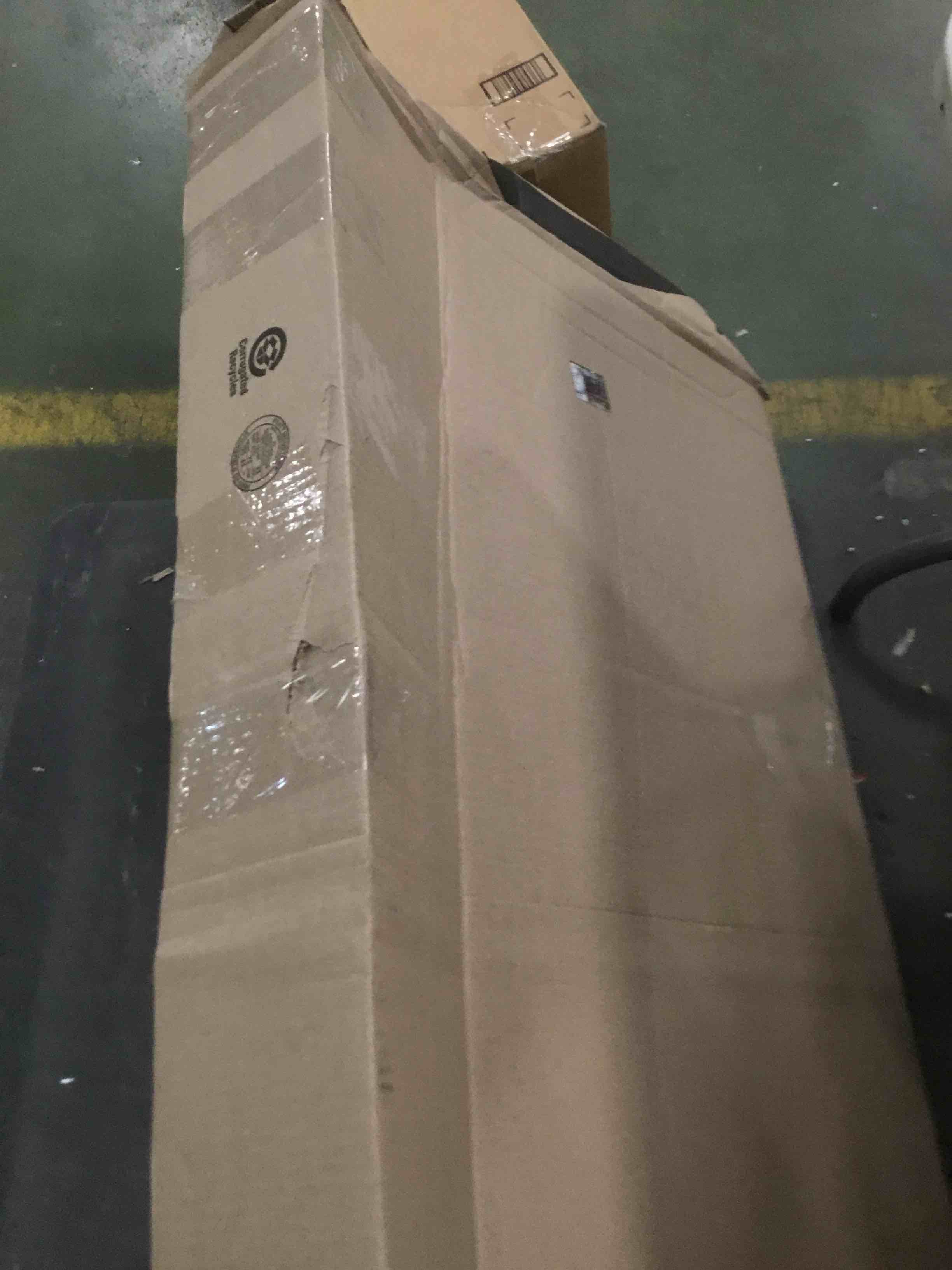 https://s3.amazonaws.com/lotting-images-prod/bidfta/BLU5857489_1704815682269.jpeg