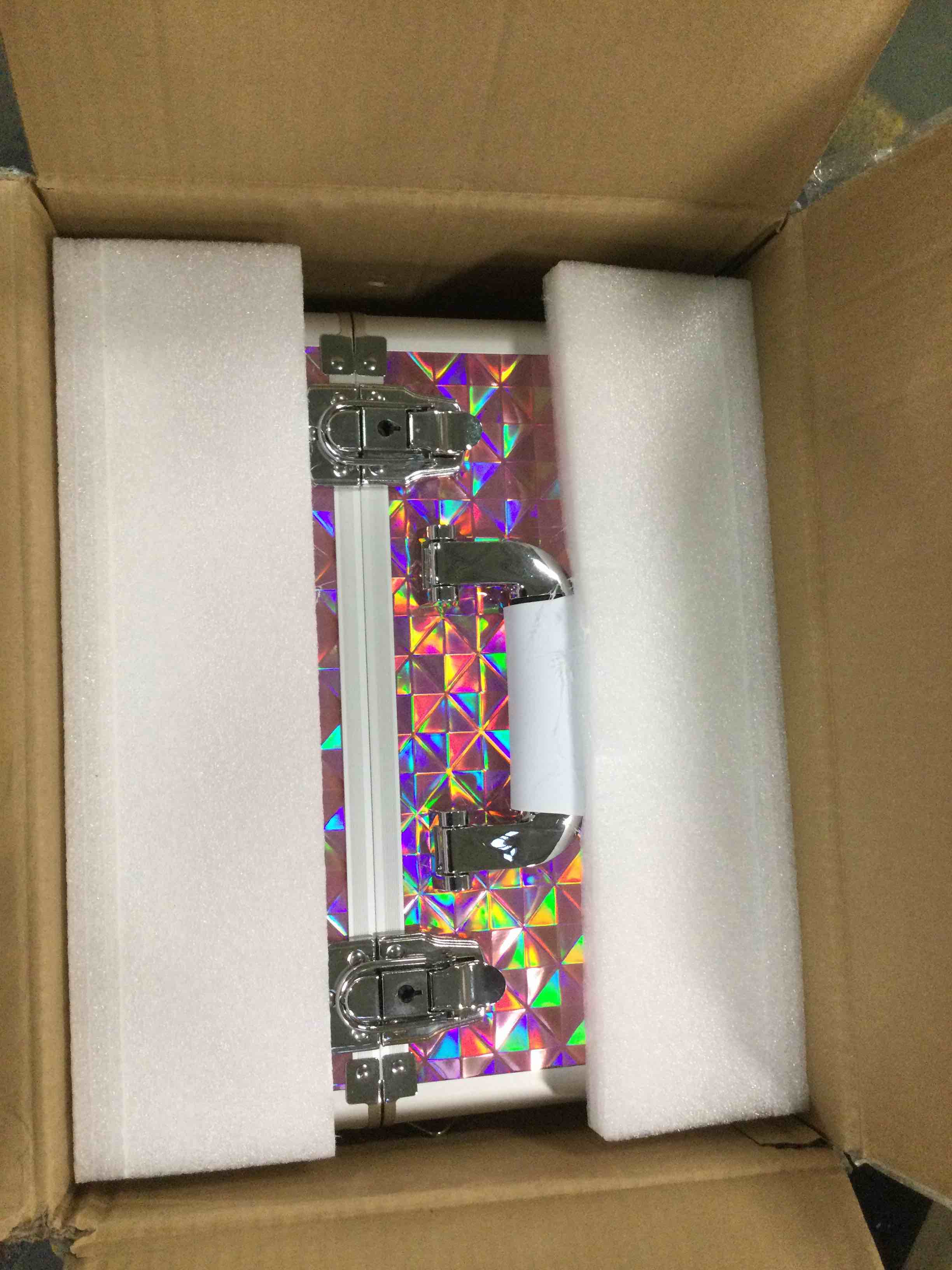 https://s3.amazonaws.com/lotting-images-prod/bidfta/BLU5857593_1704831889267.jpeg