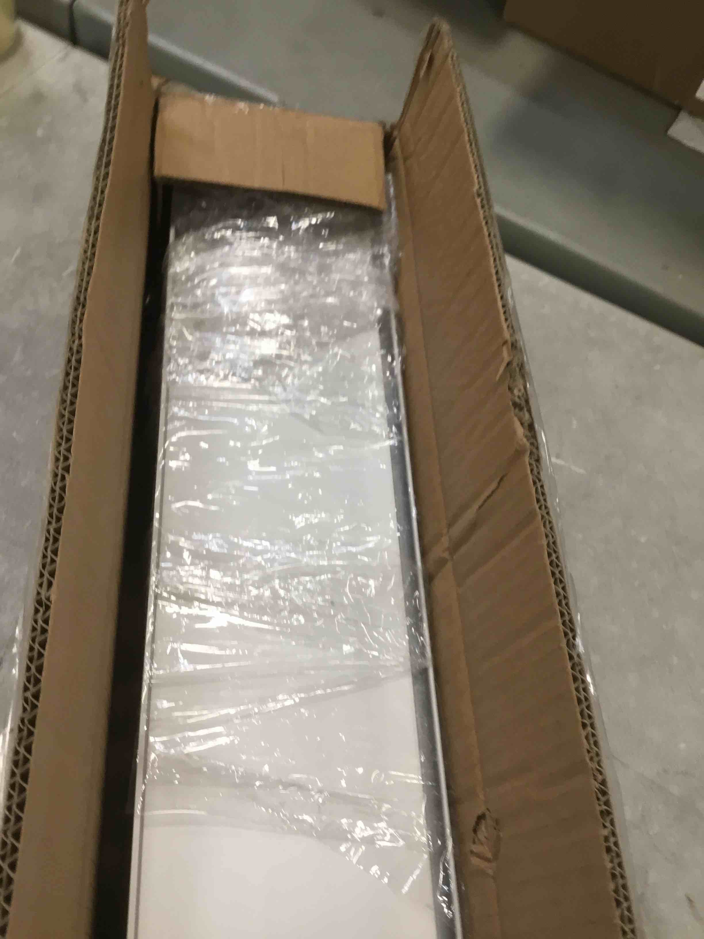 https://s3.amazonaws.com/lotting-images-prod/bidfta/BLU5857694_1704989049991.jpeg