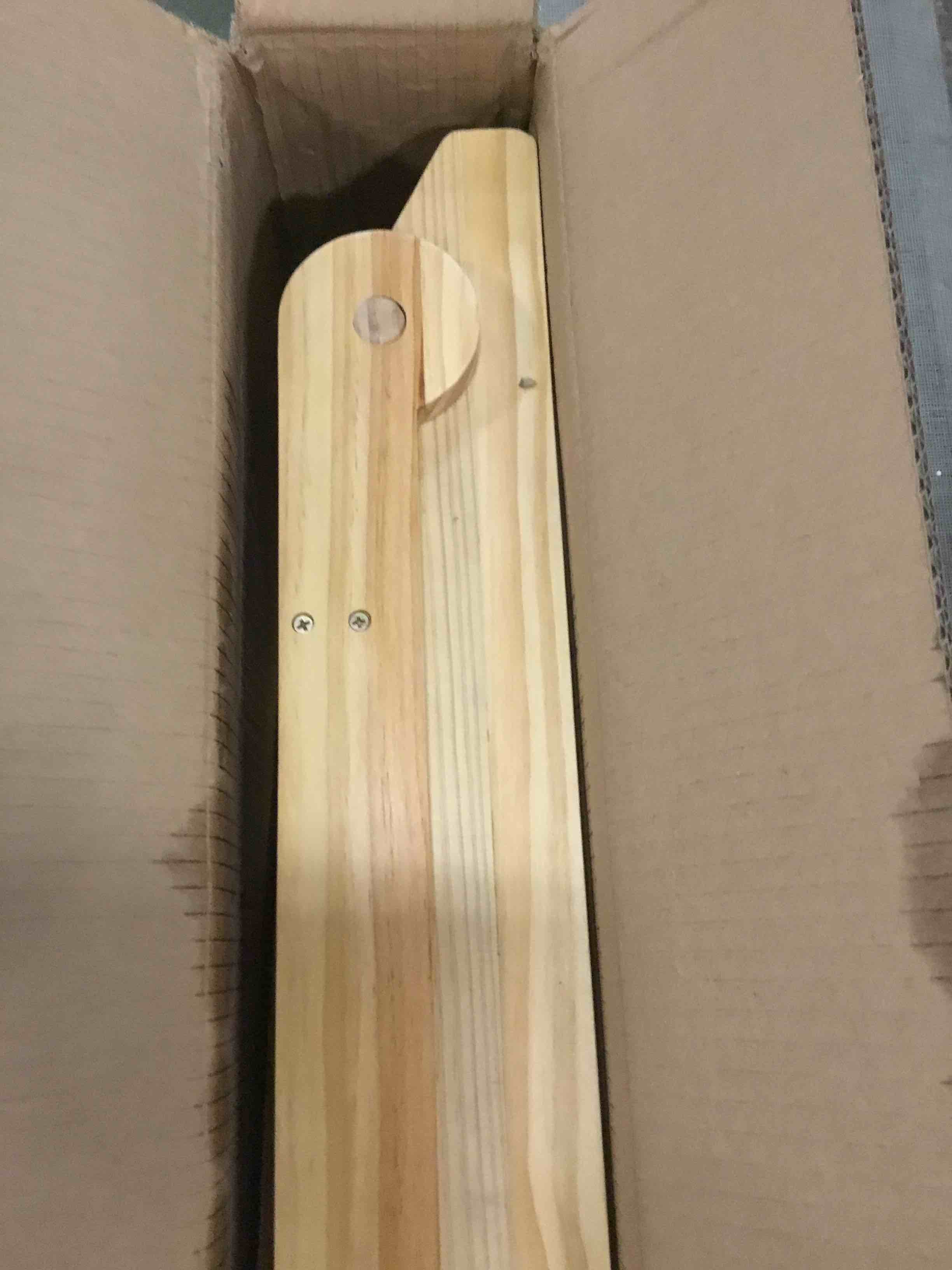 https://s3.amazonaws.com/lotting-images-prod/bidfta/BLU5857880_1705066279115.jpeg