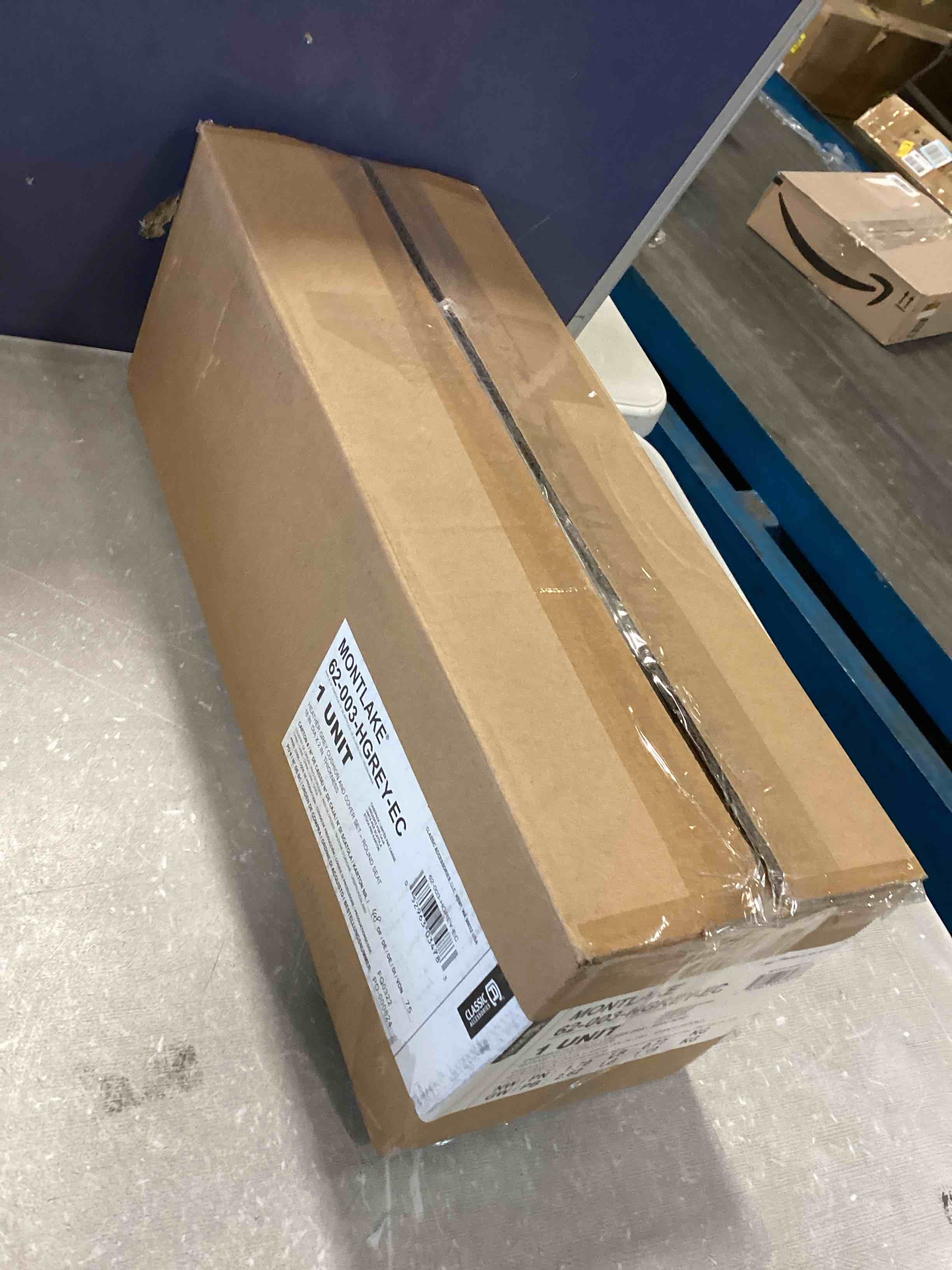 https://s3.amazonaws.com/lotting-images-prod/bidfta/BLU5858088_1703701106080.jpeg