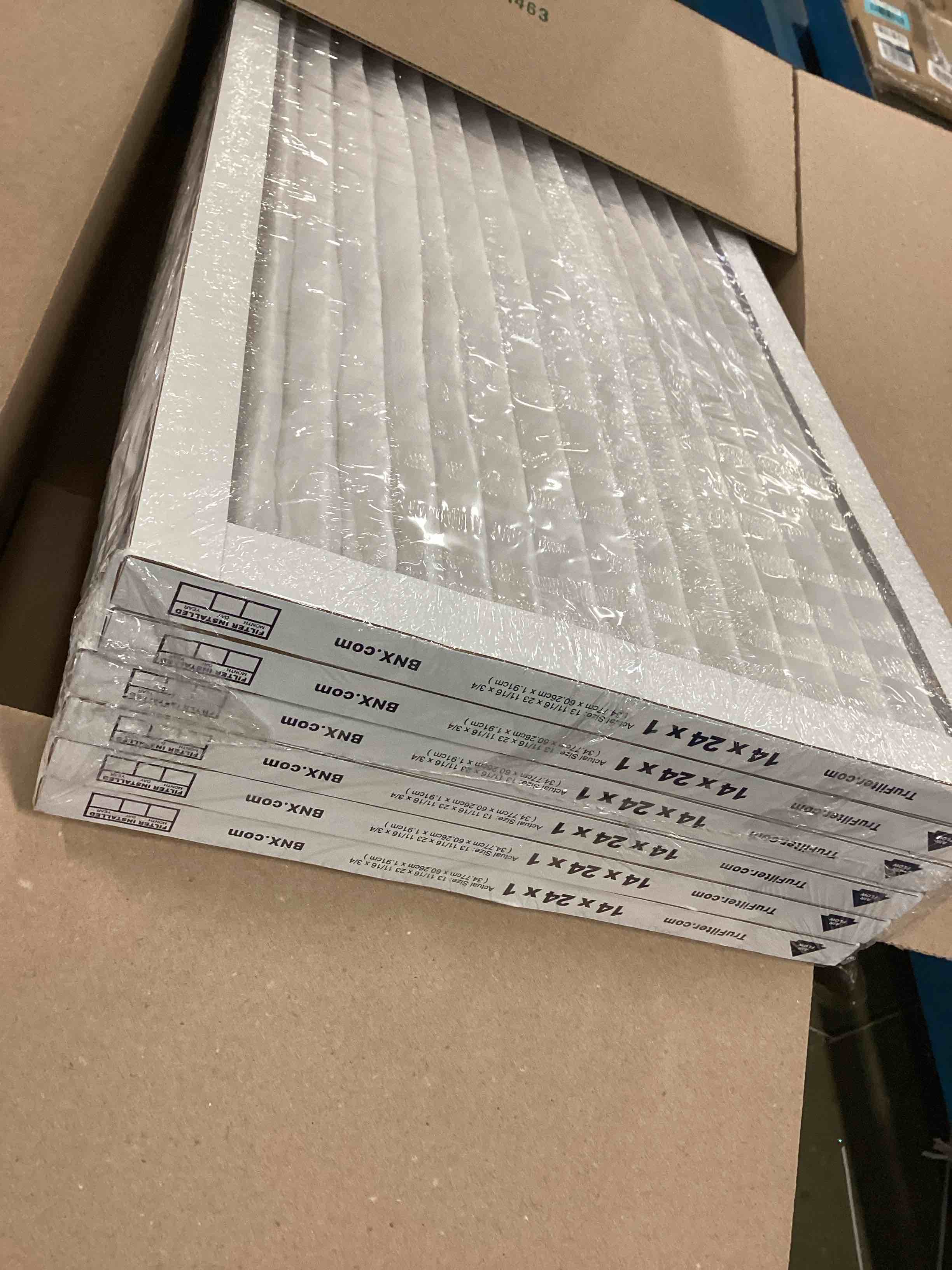 https://s3.amazonaws.com/lotting-images-prod/bidfta/BLU5858725_1703957065759.jpeg