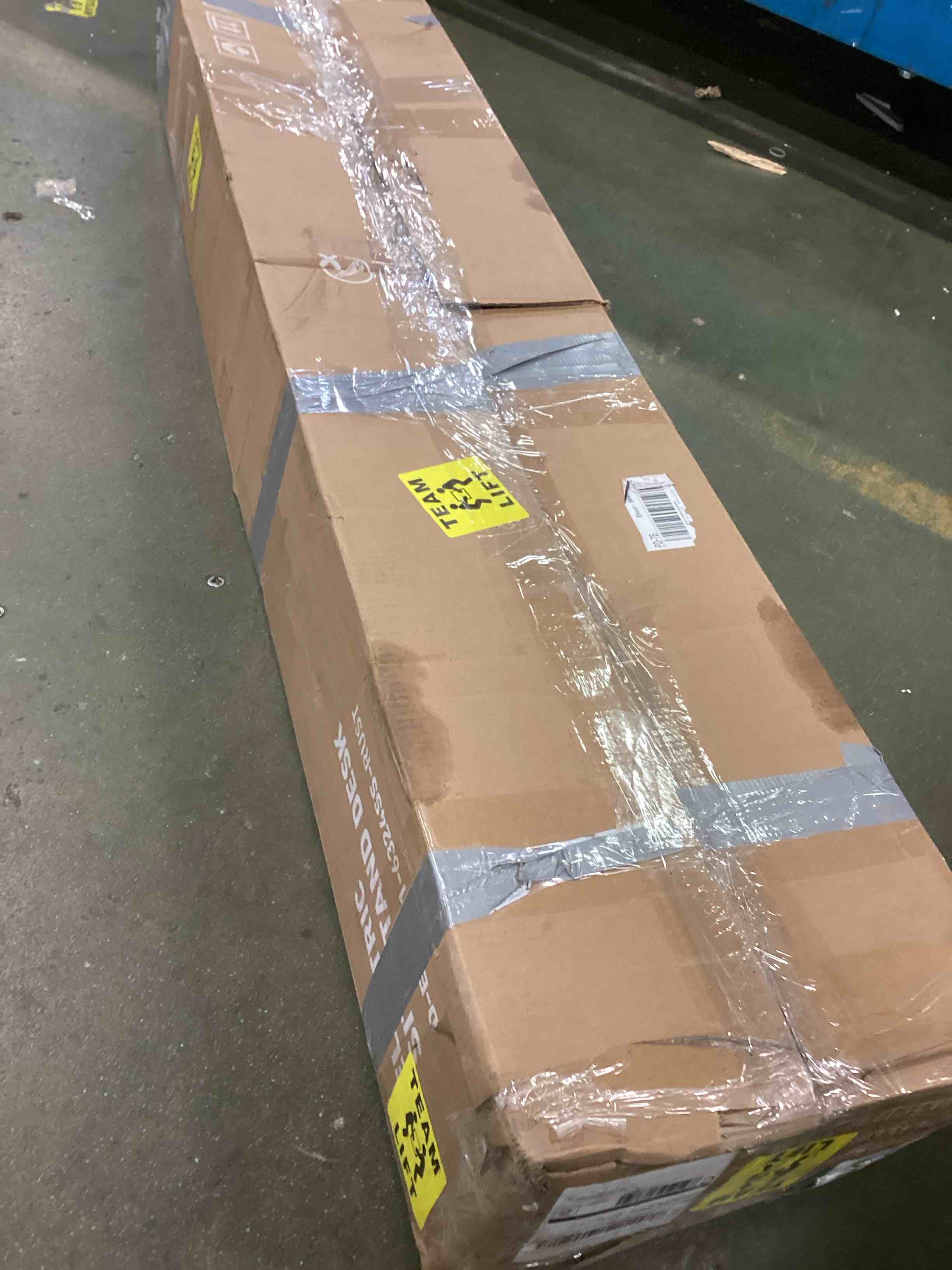 https://s3.amazonaws.com/lotting-images-prod/bidfta/BLU5858945_1704224038828.jpeg