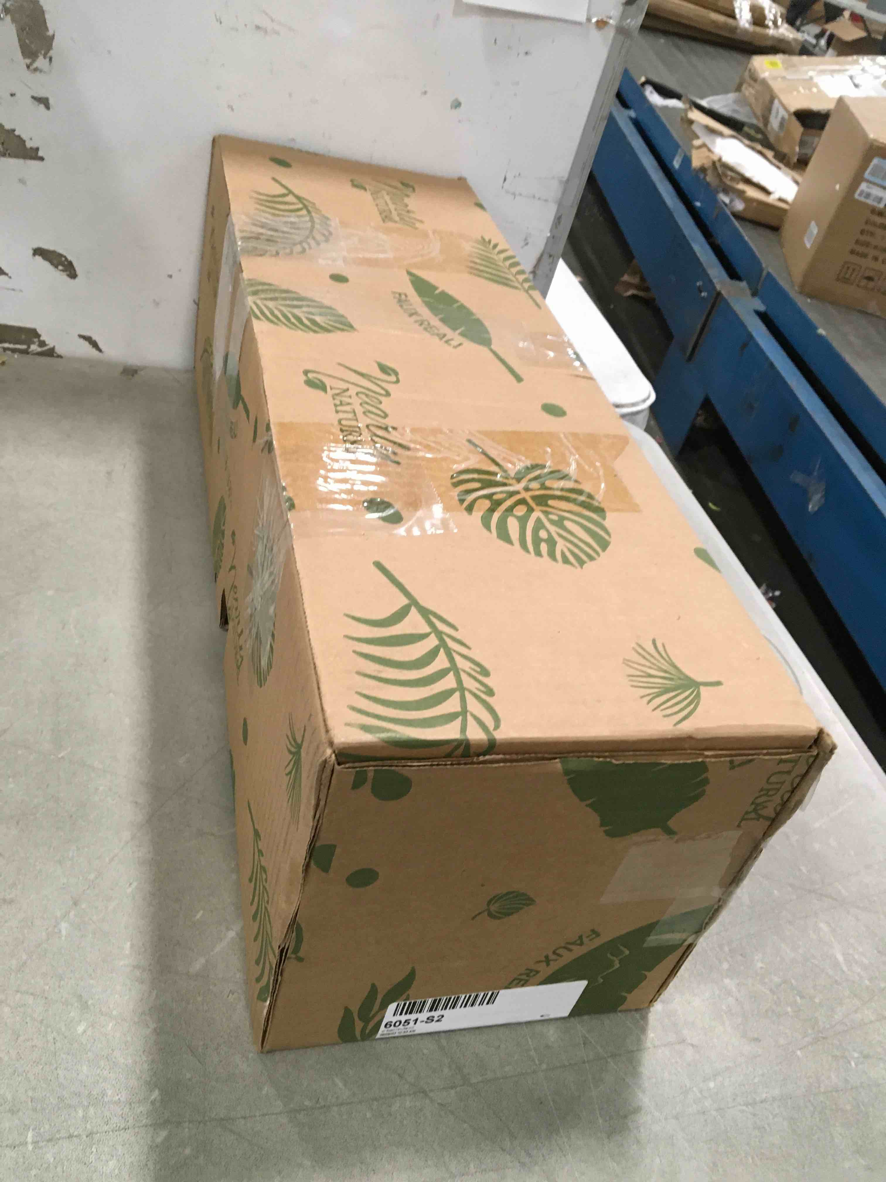 https://s3.amazonaws.com/lotting-images-prod/bidfta/BLU5859217_1704313633057.jpeg