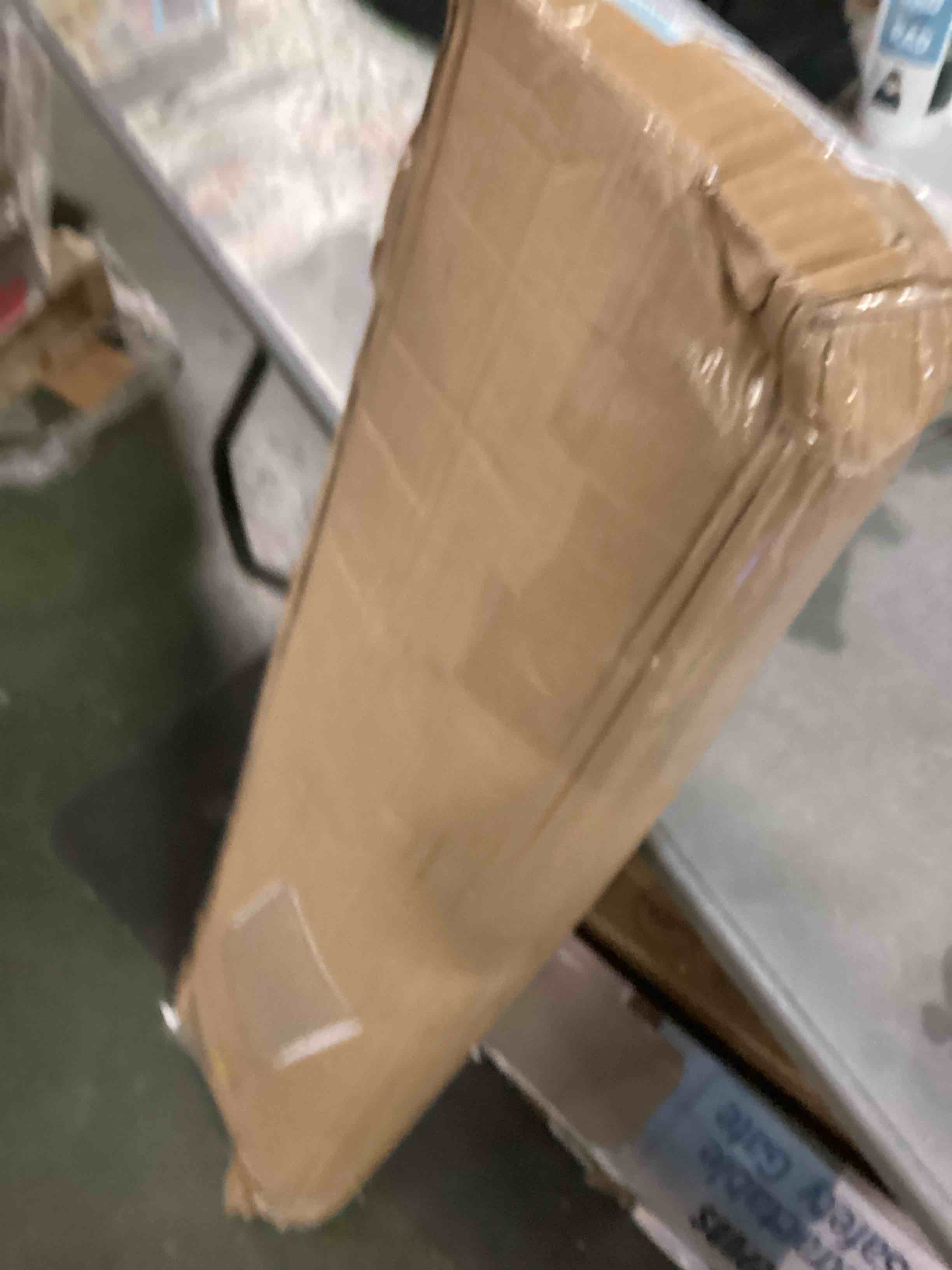 https://s3.amazonaws.com/lotting-images-prod/bidfta/BLU5860208_1704552199208.jpeg