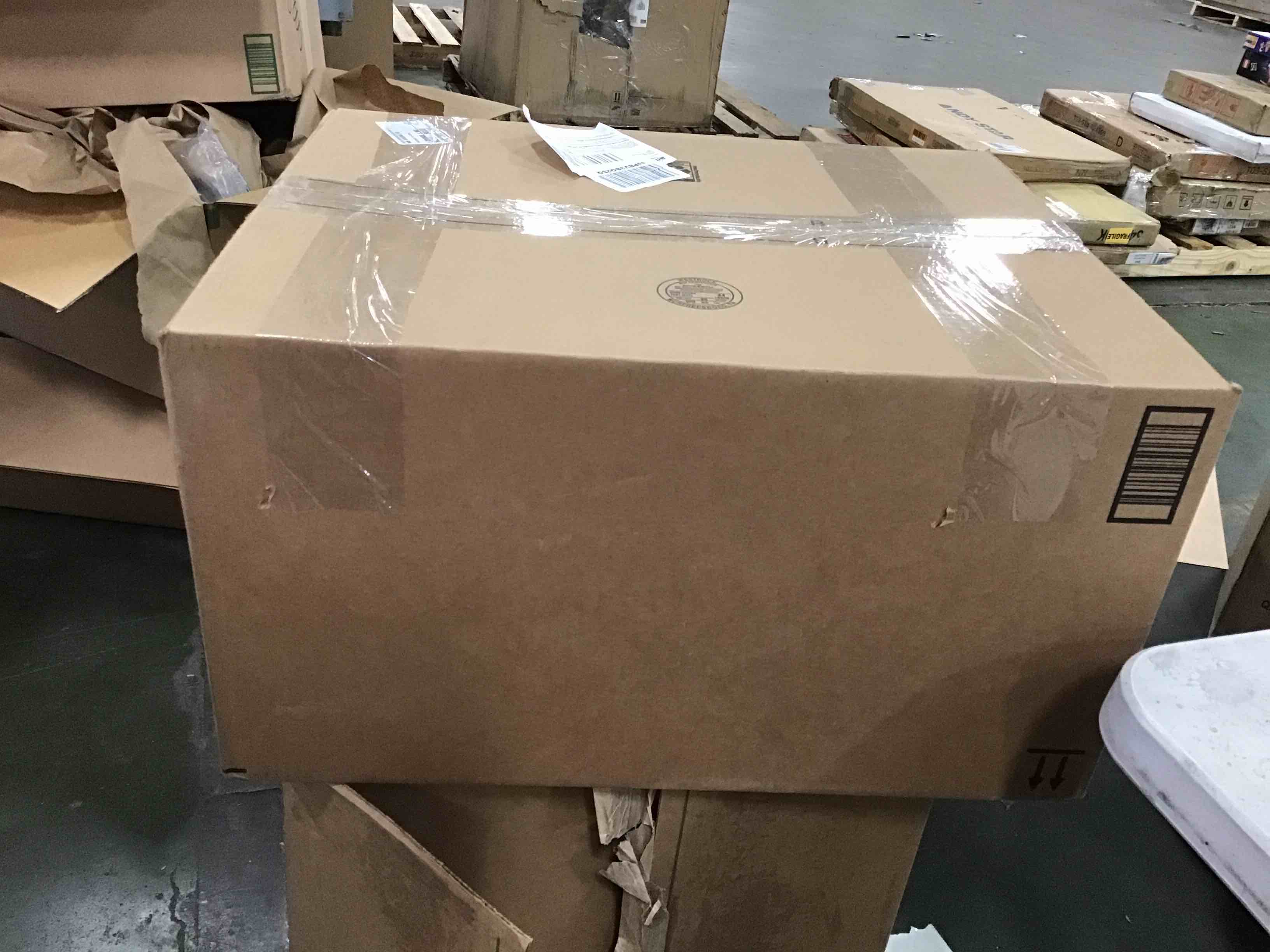 https://s3.amazonaws.com/lotting-images-prod/bidfta/BLU5860864_1705599925989.jpeg