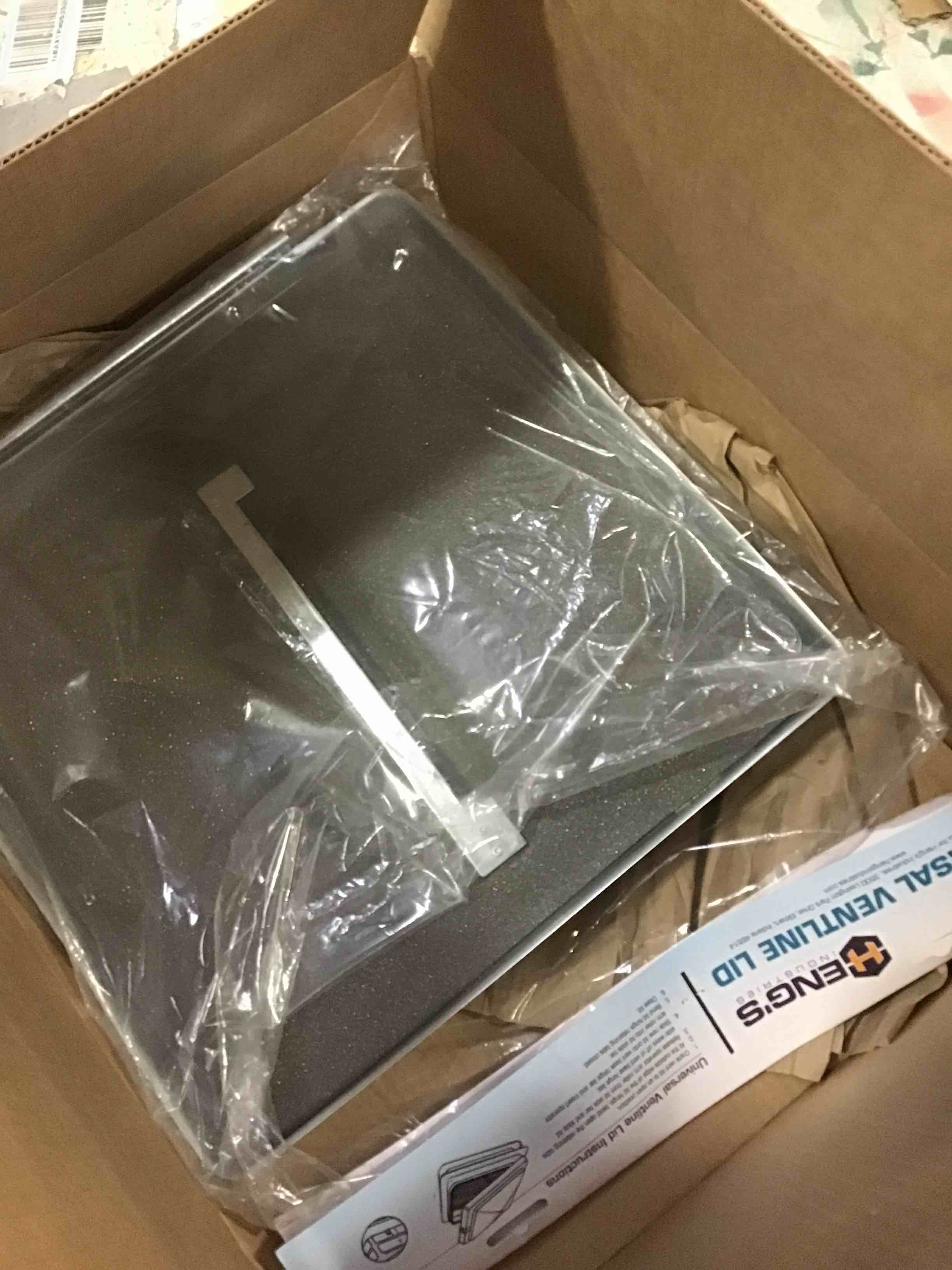 https://s3.amazonaws.com/lotting-images-prod/bidfta/BLU5861124_1703791850294.jpeg