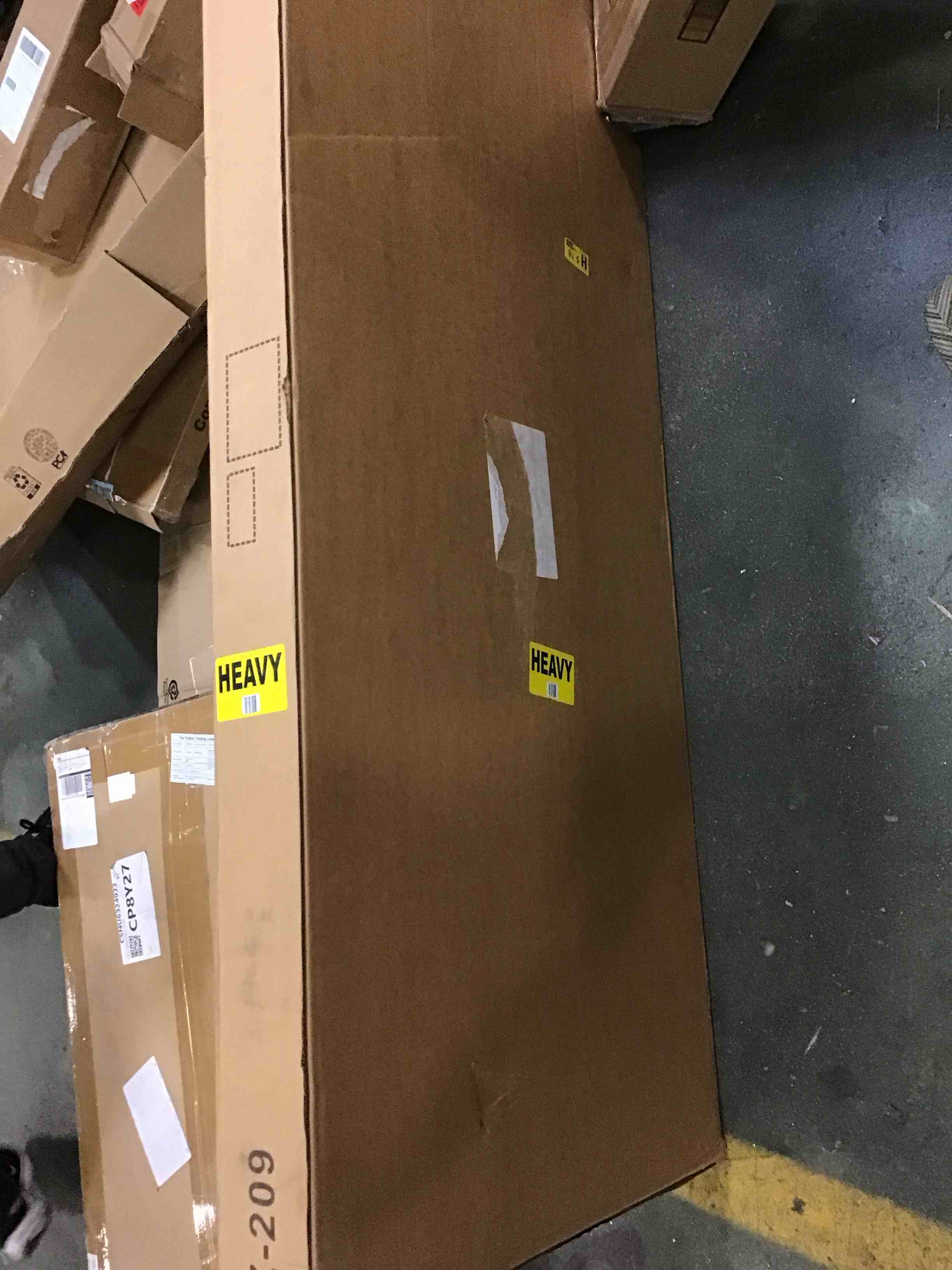 https://s3.amazonaws.com/lotting-images-prod/bidfta/BLU5861522_1703956915885.jpeg