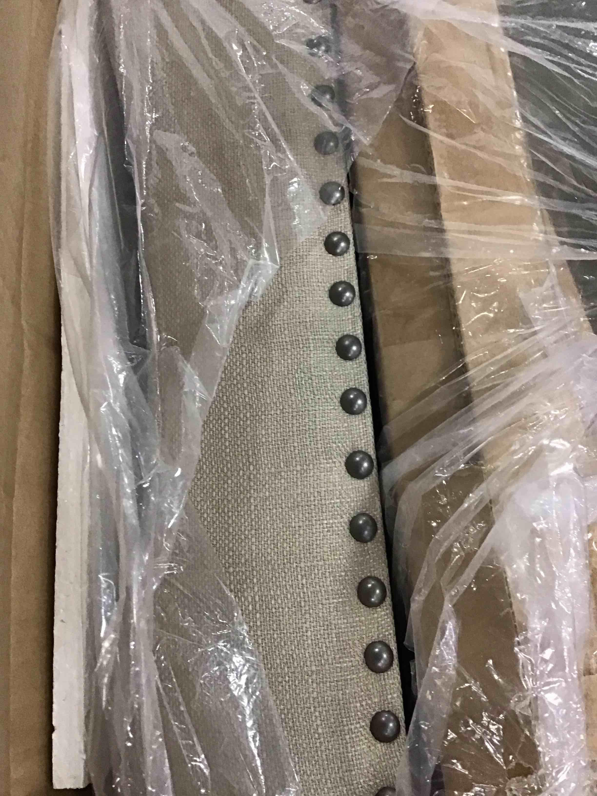 https://s3.amazonaws.com/lotting-images-prod/bidfta/BLU5861604_1703967885346.jpeg