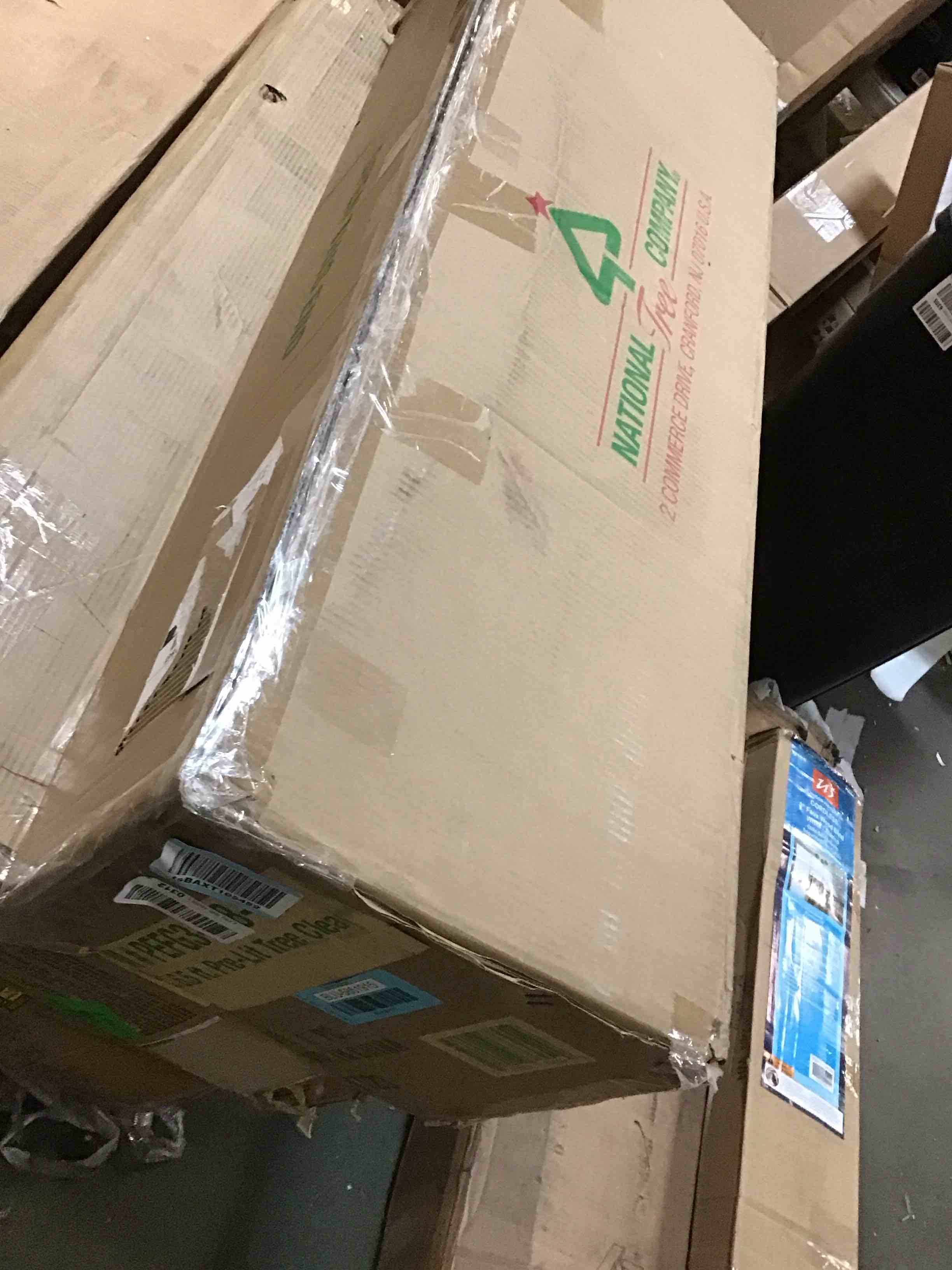 https://s3.amazonaws.com/lotting-images-prod/bidfta/BLU5861915_1704803578919.jpeg