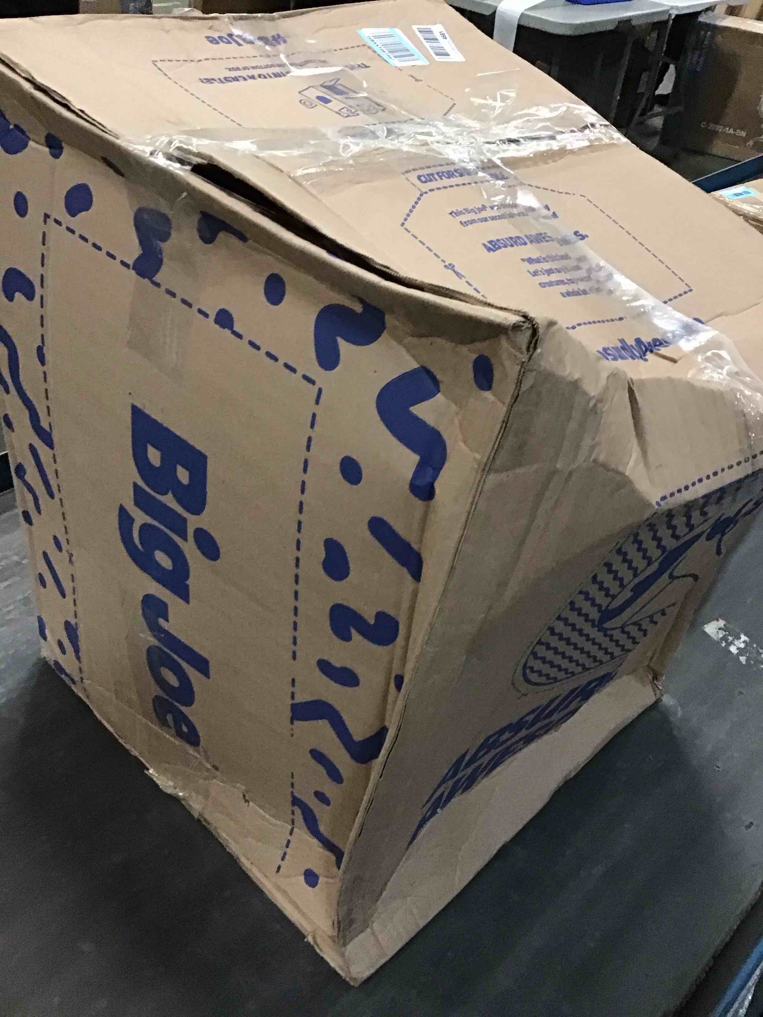 https://s3.amazonaws.com/lotting-images-prod/bidfta/BLU5861920_1704805002601.jpeg