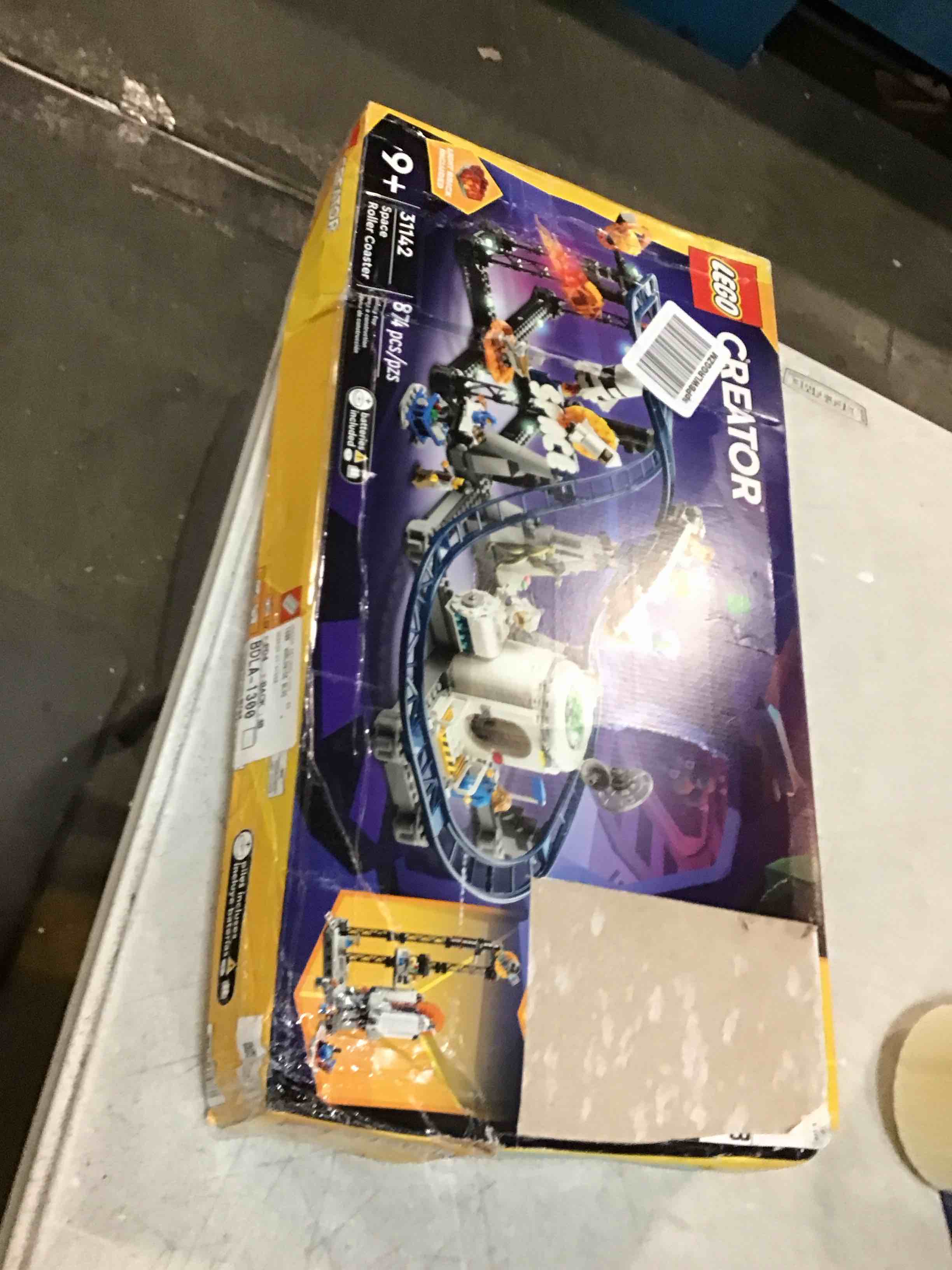 https://s3.amazonaws.com/lotting-images-prod/bidfta/BLU5862140_1704833802413.jpeg