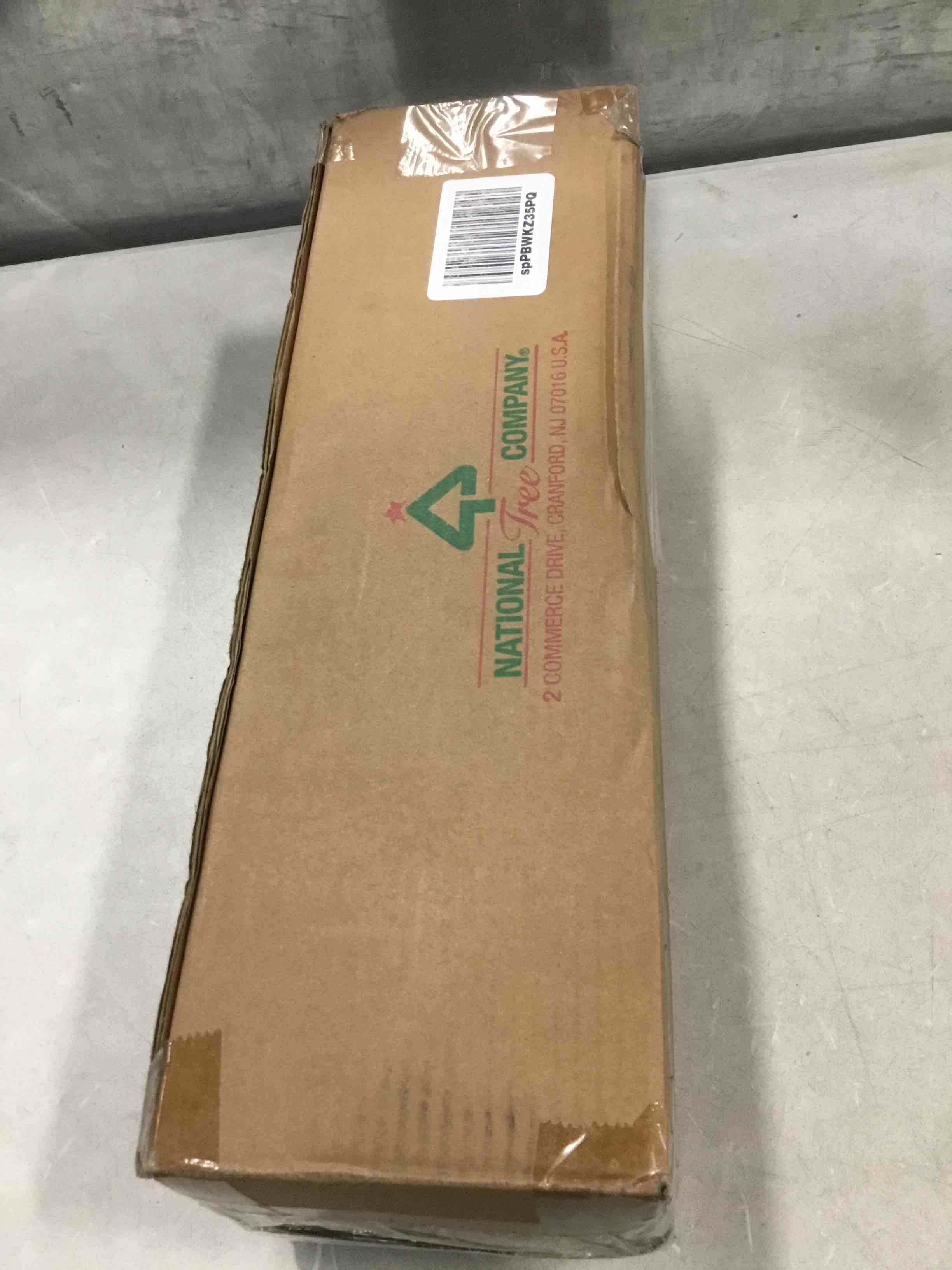 https://s3.amazonaws.com/lotting-images-prod/bidfta/BLU5863085_1703970466853.jpeg