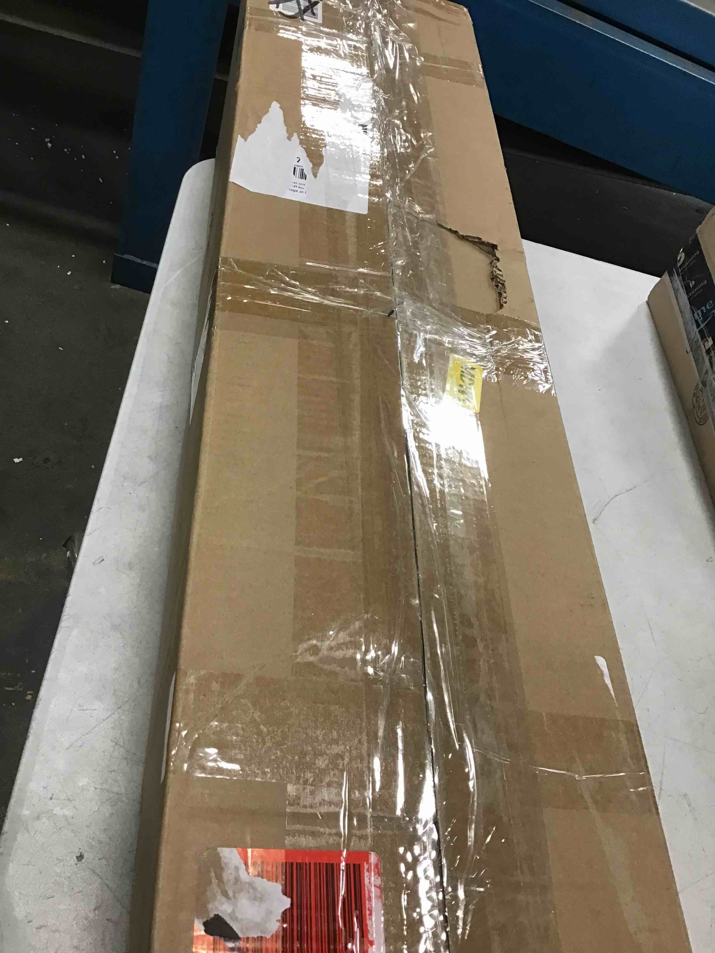 https://s3.amazonaws.com/lotting-images-prod/bidfta/BLU5863262_1704295287720.jpeg