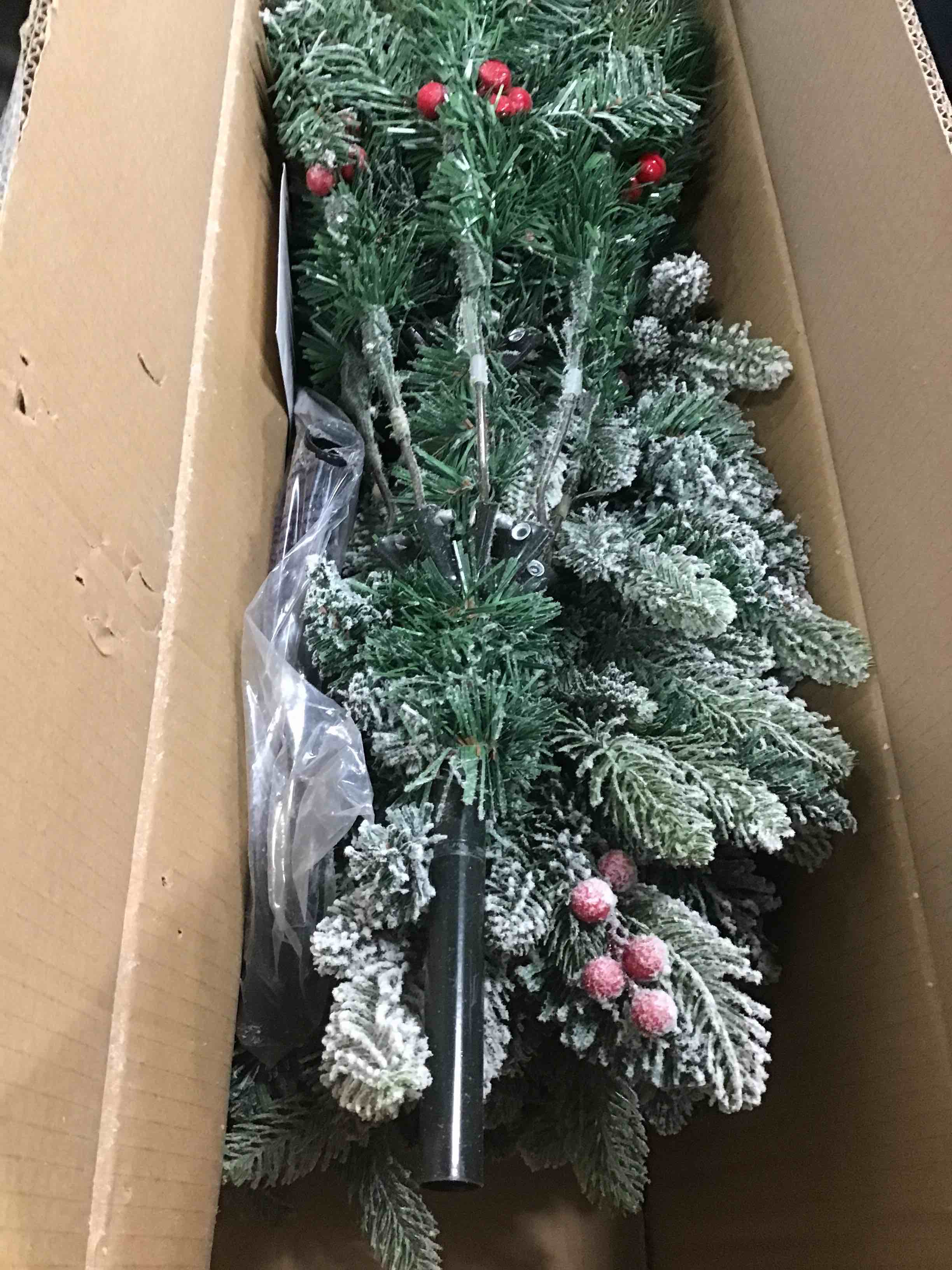 https://s3.amazonaws.com/lotting-images-prod/bidfta/BLU5863296_1704303389983.jpeg