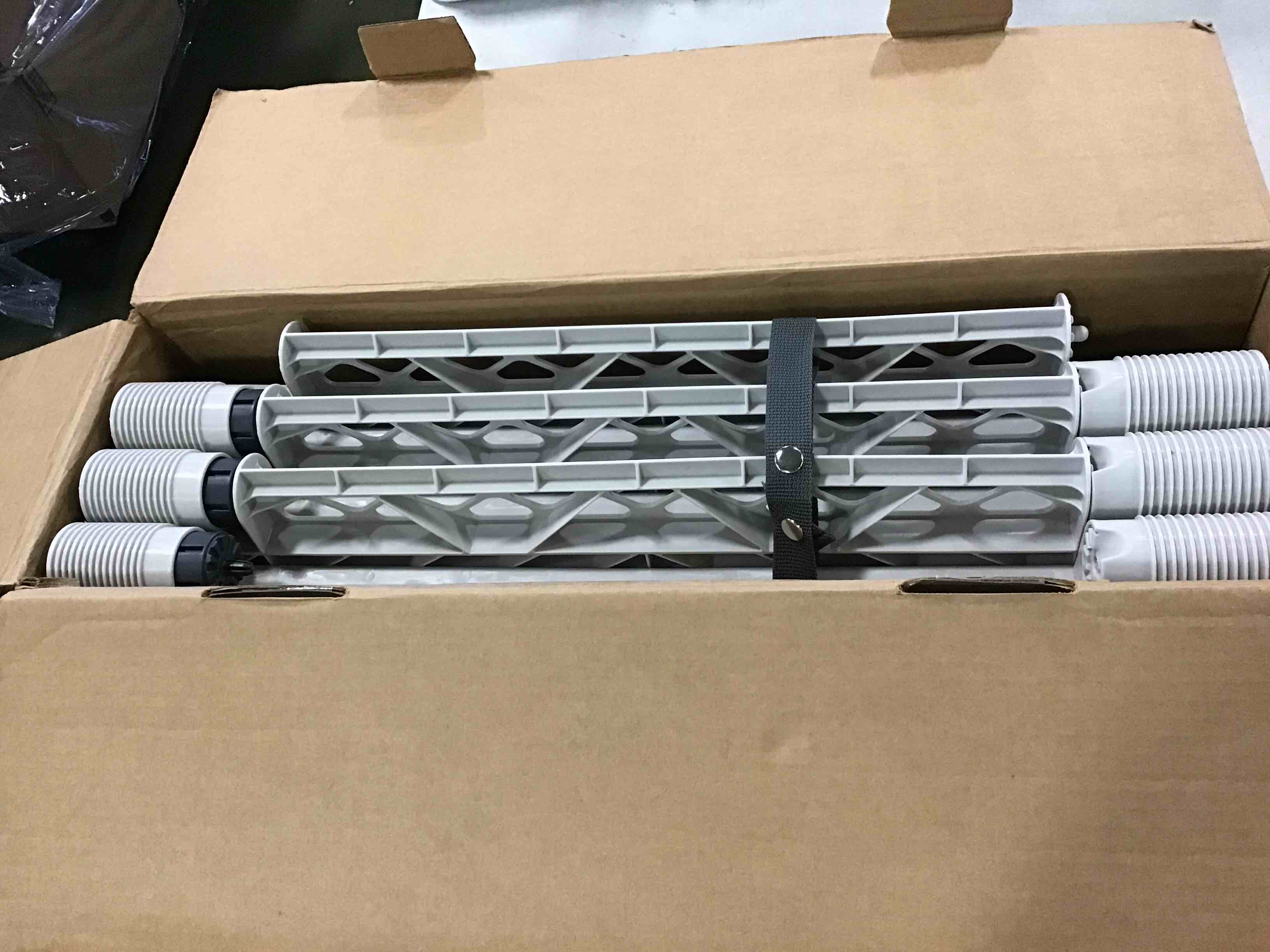 https://s3.amazonaws.com/lotting-images-prod/bidfta/BLU5863436_1704398596727.jpeg