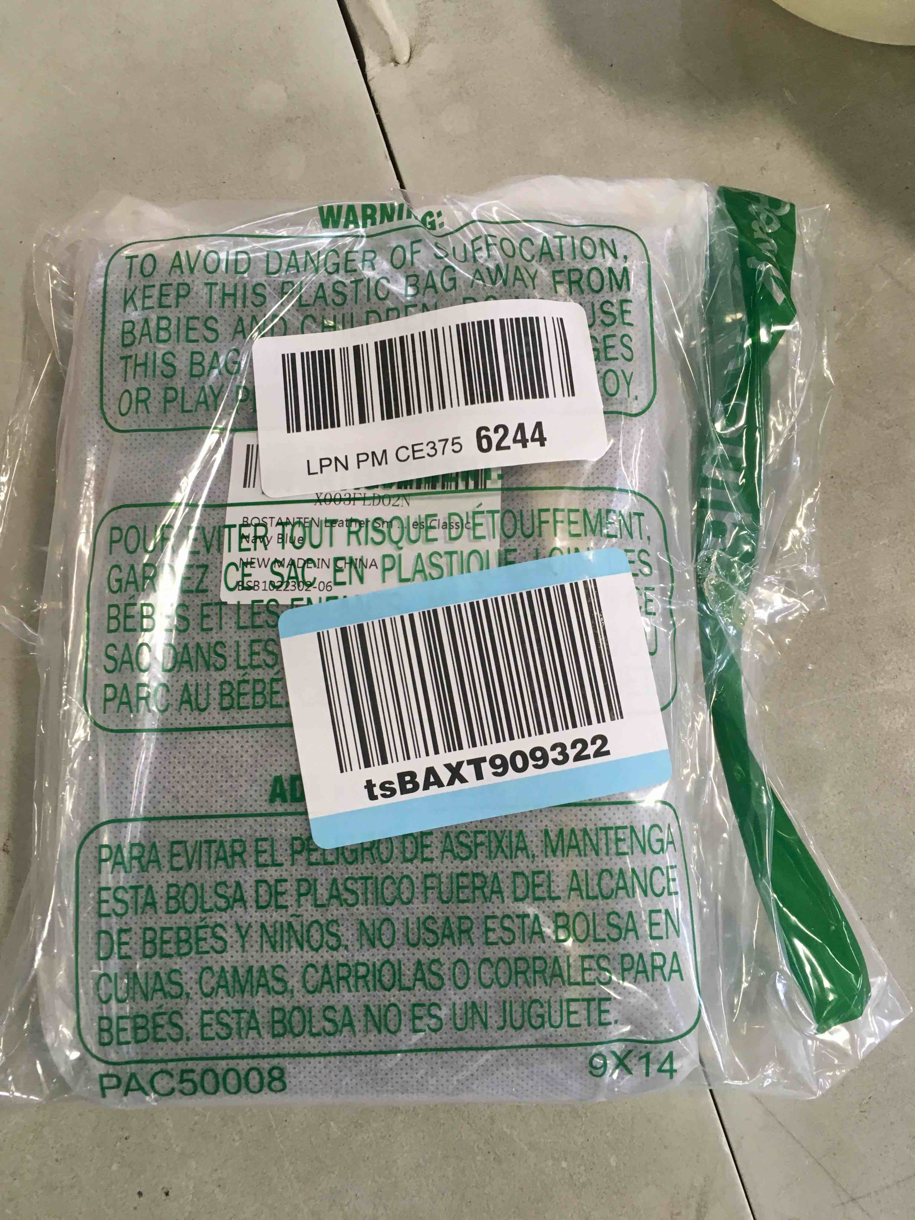 https://s3.amazonaws.com/lotting-images-prod/bidfta/BLU5863760_1704739418867.jpeg