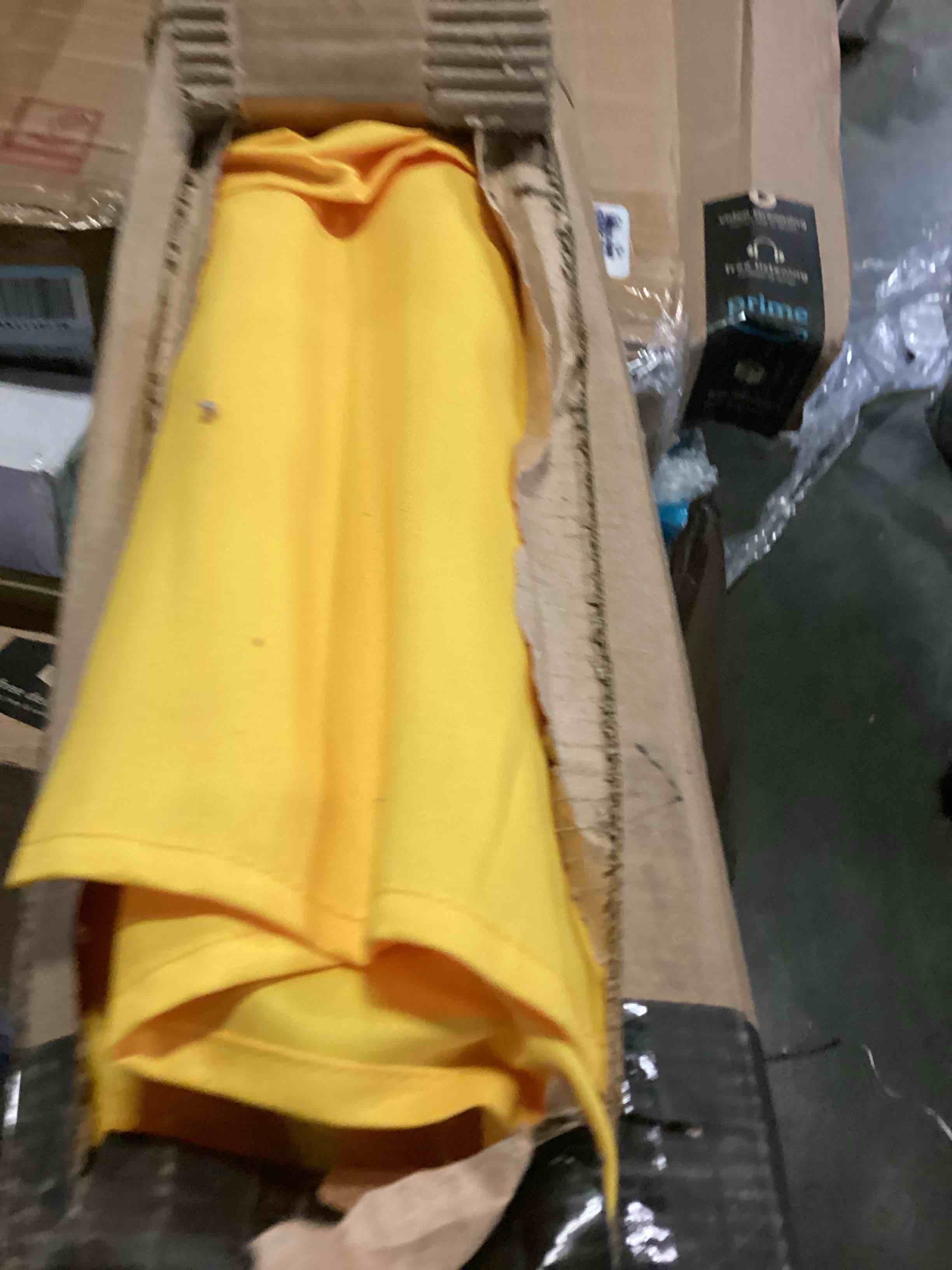 https://s3.amazonaws.com/lotting-images-prod/bidfta/BLU5864223_1723473908774.jpeg