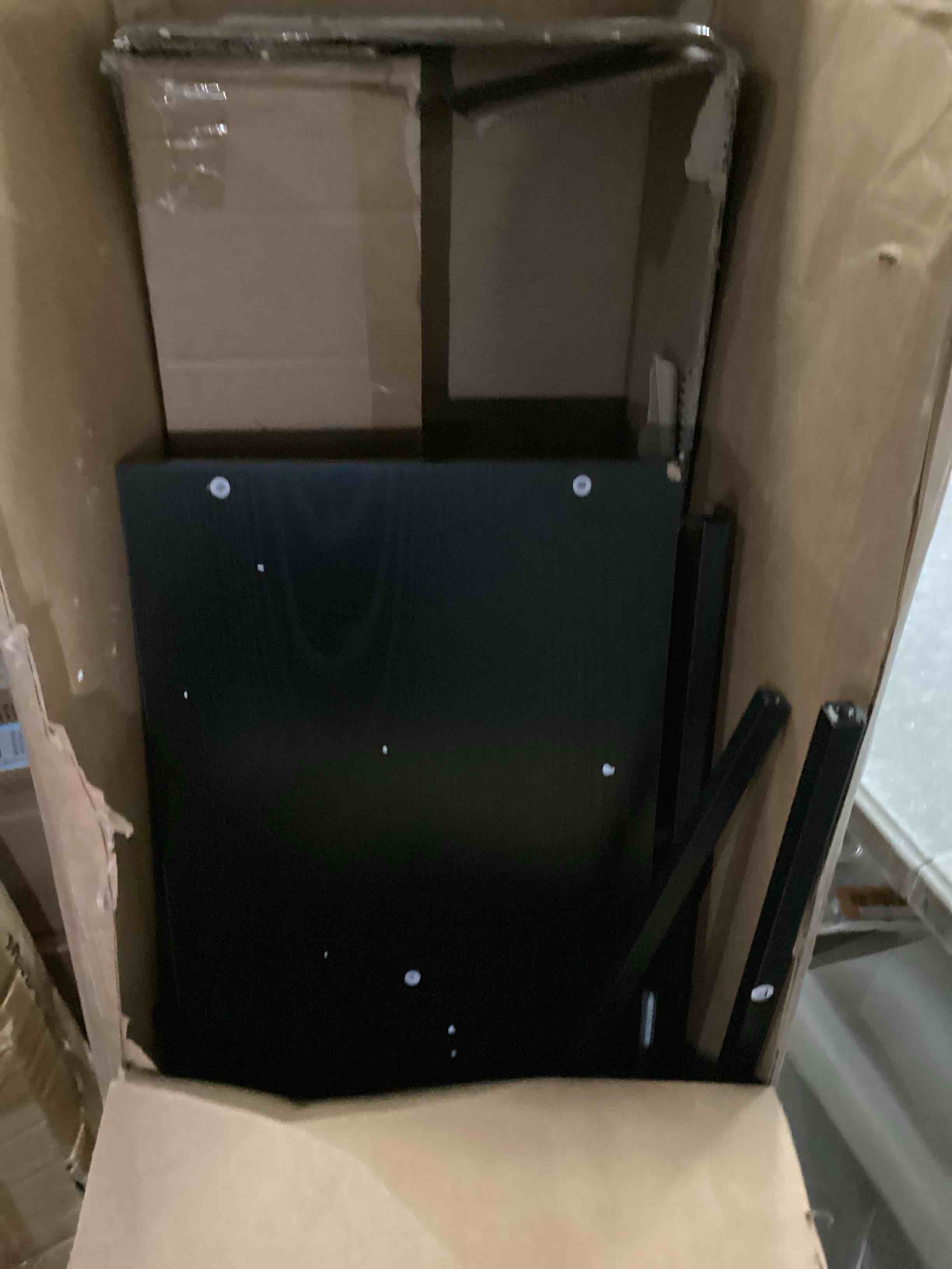 https://s3.amazonaws.com/lotting-images-prod/bidfta/BLU5864304_1723487989905.jpeg