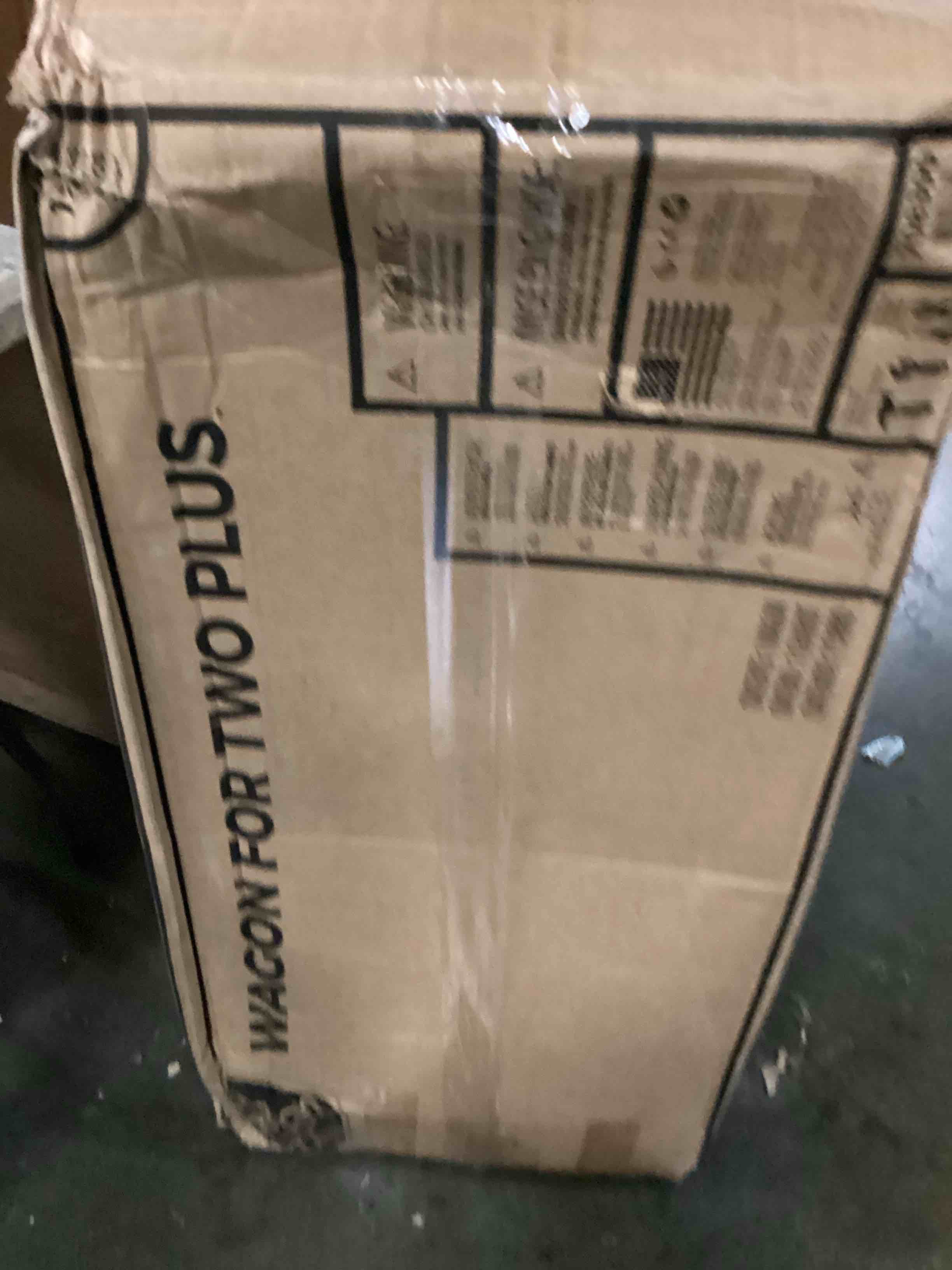 https://s3.amazonaws.com/lotting-images-prod/bidfta/BLU5864336_1723548984049.jpeg
