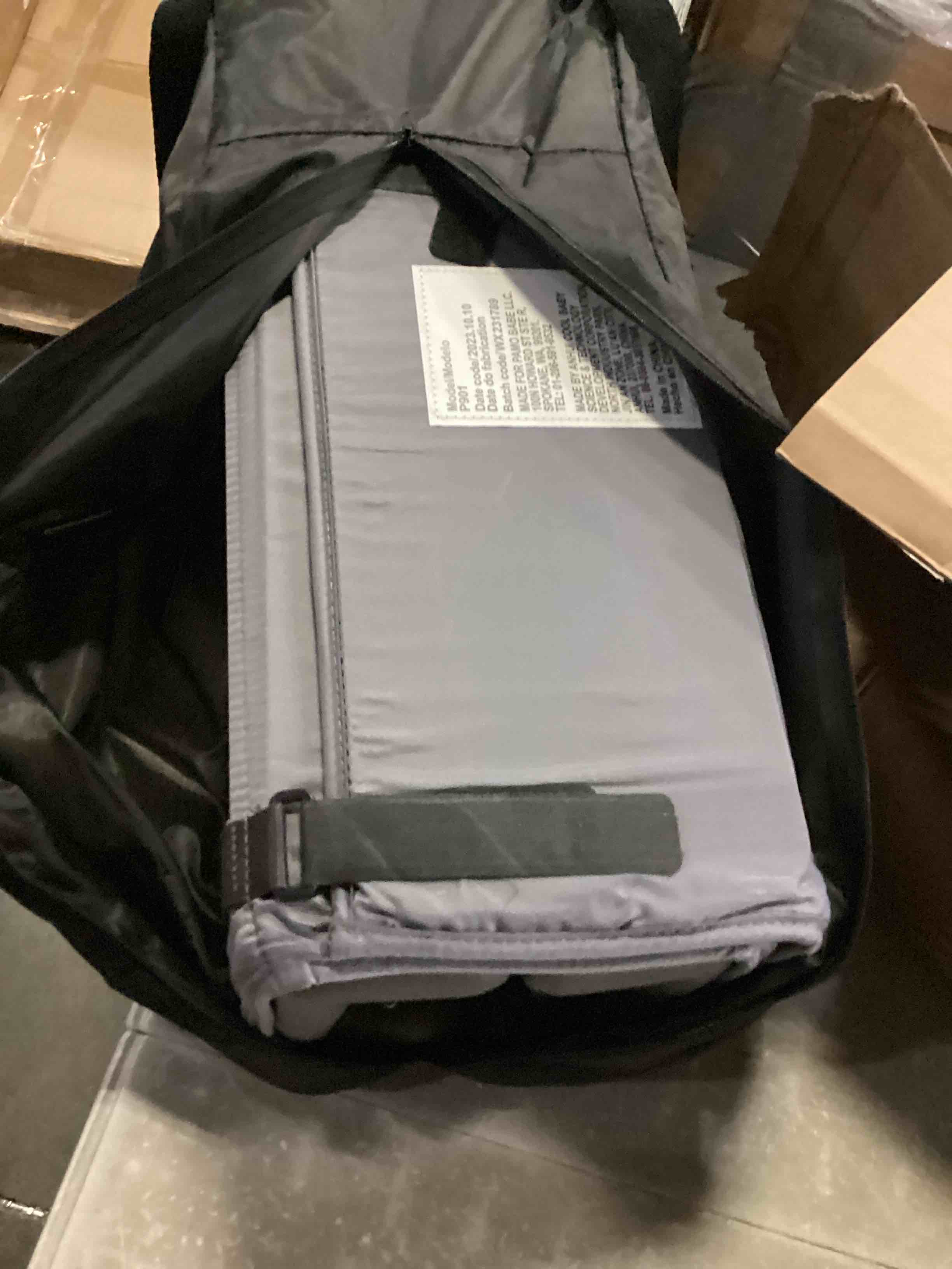 https://s3.amazonaws.com/lotting-images-prod/bidfta/BLU5864515_1723637121860.jpeg