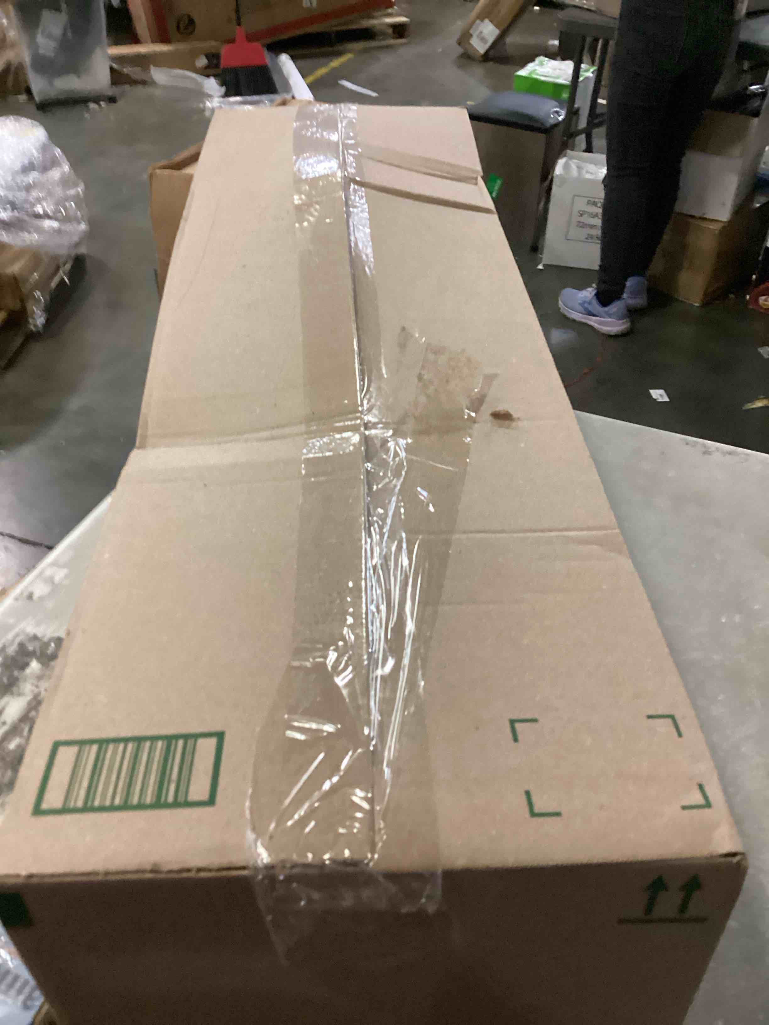 https://s3.amazonaws.com/lotting-images-prod/bidfta/BLU5864549_1723646319253.jpeg