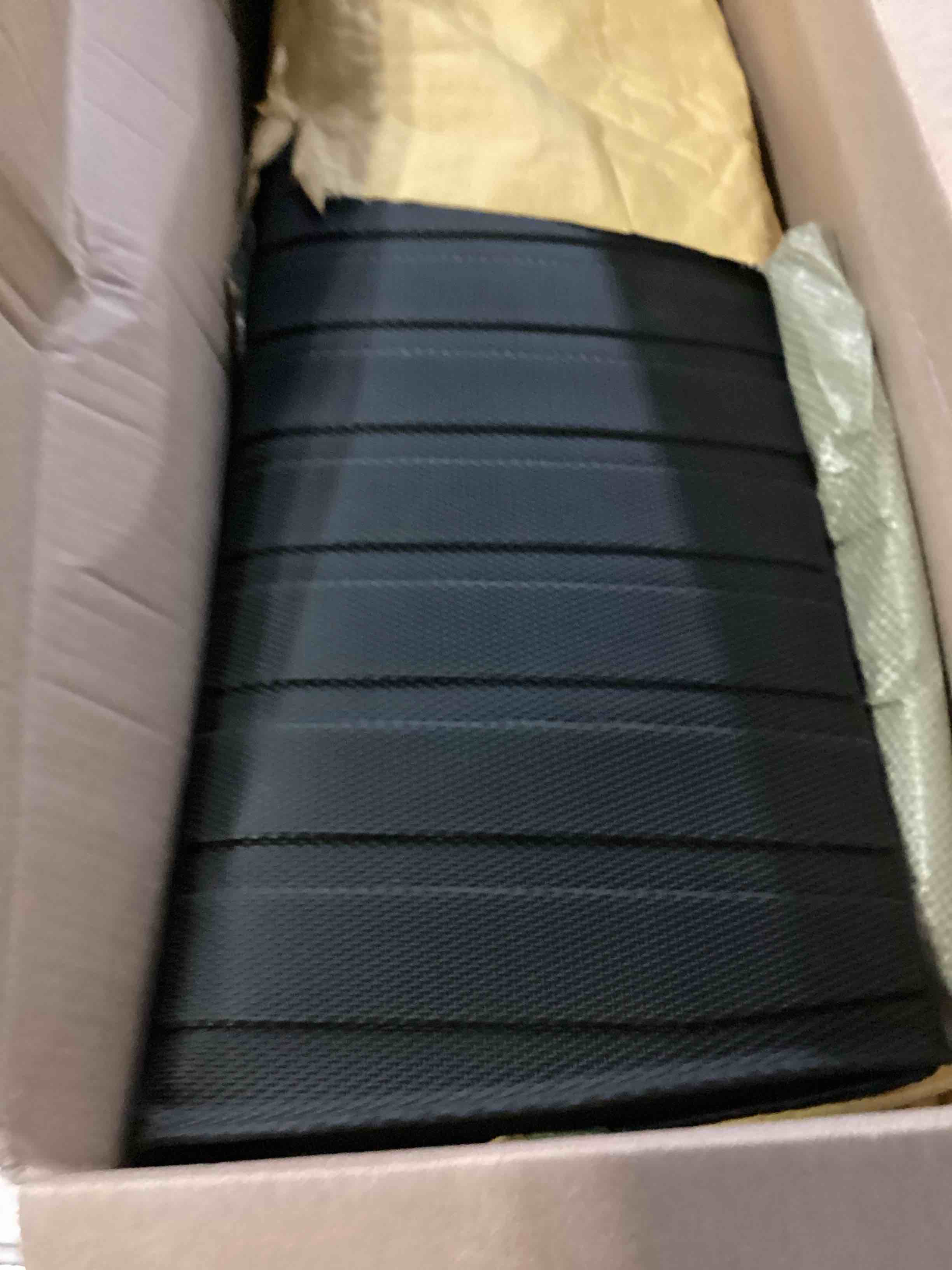 https://s3.amazonaws.com/lotting-images-prod/bidfta/BLU5864549_1723646361086.jpeg