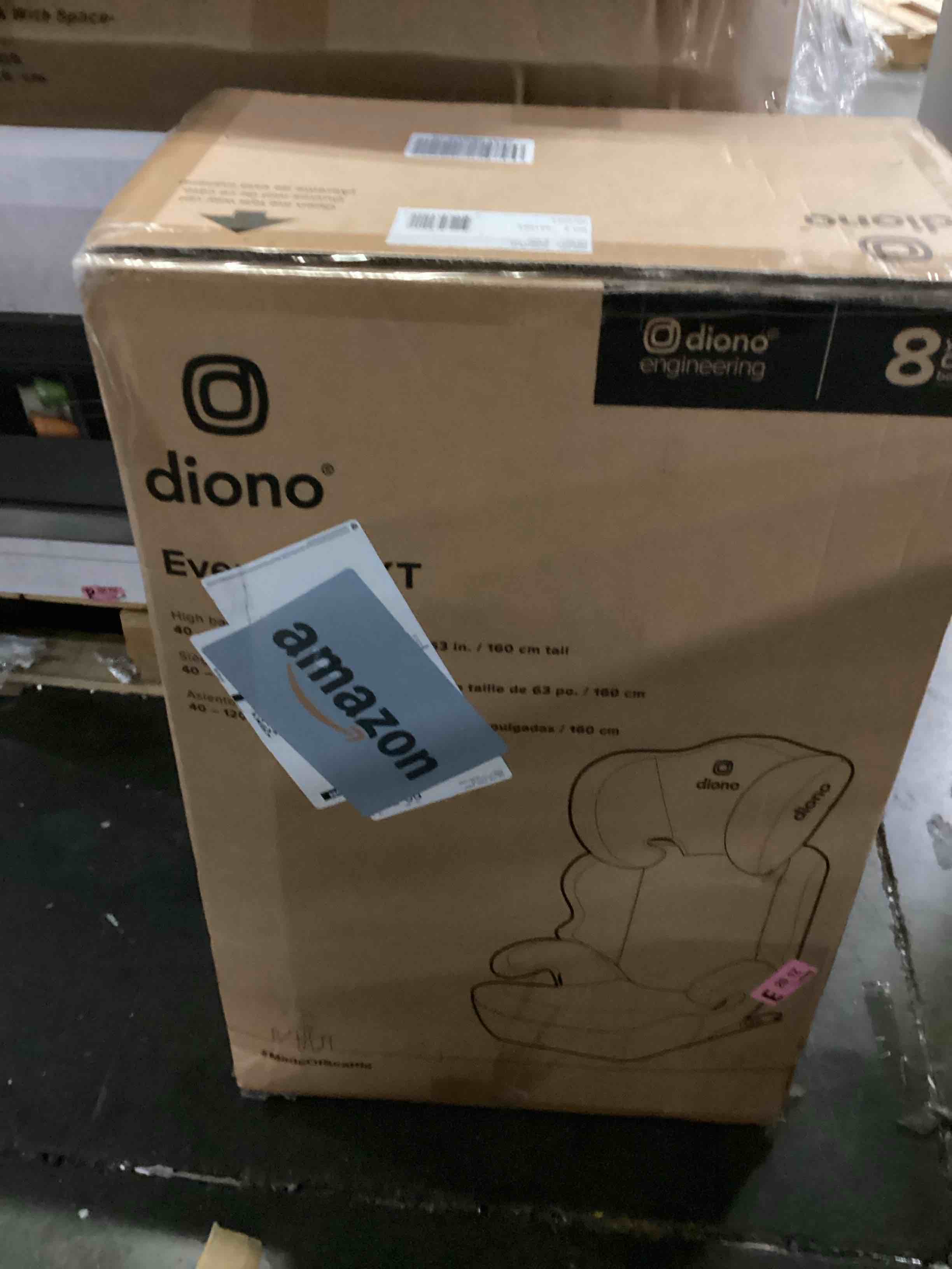 https://s3.amazonaws.com/lotting-images-prod/bidfta/BLU5865469_1720611182479.jpeg