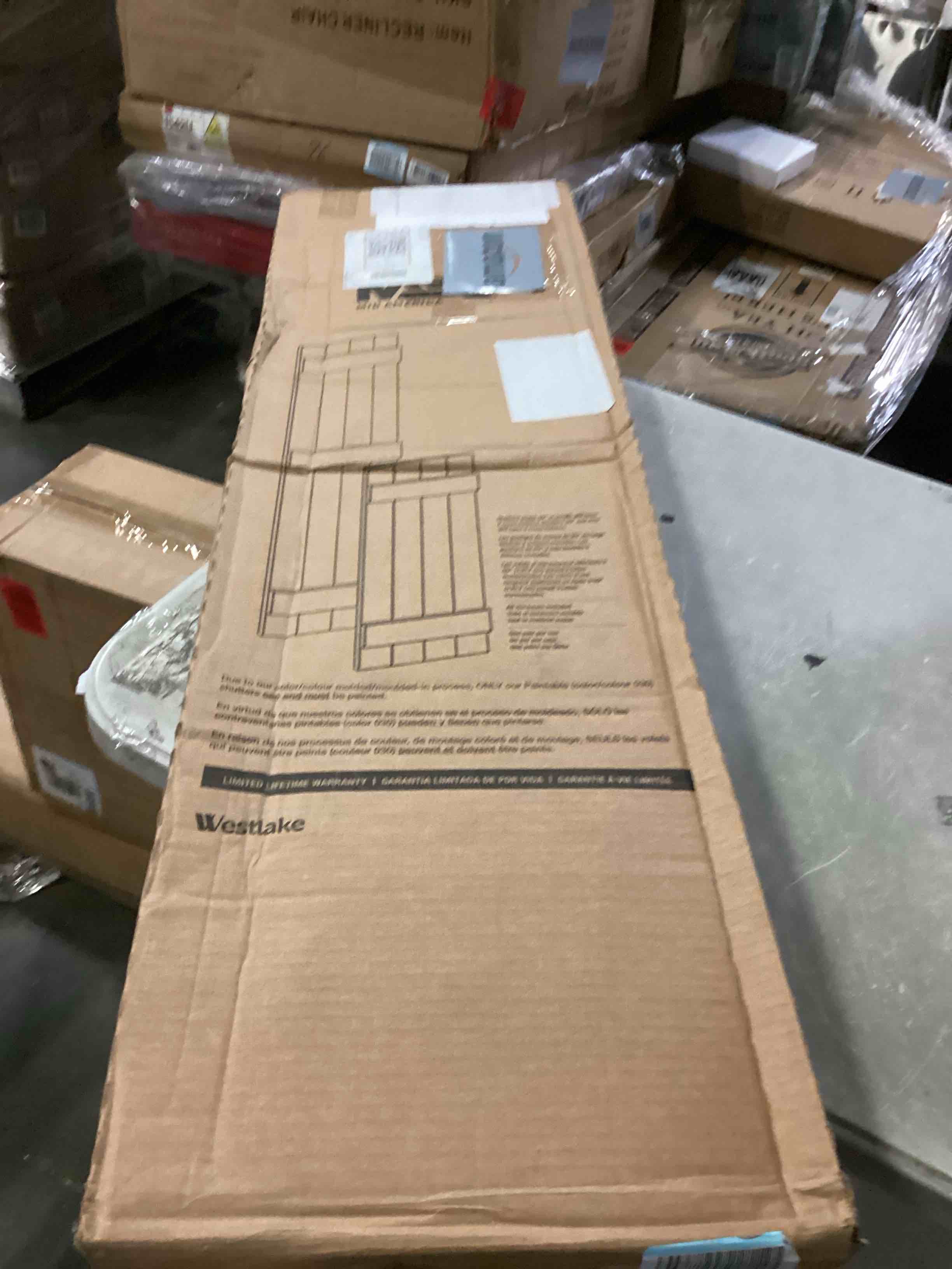 https://s3.amazonaws.com/lotting-images-prod/bidfta/BLU5865480_1720612929055.jpeg