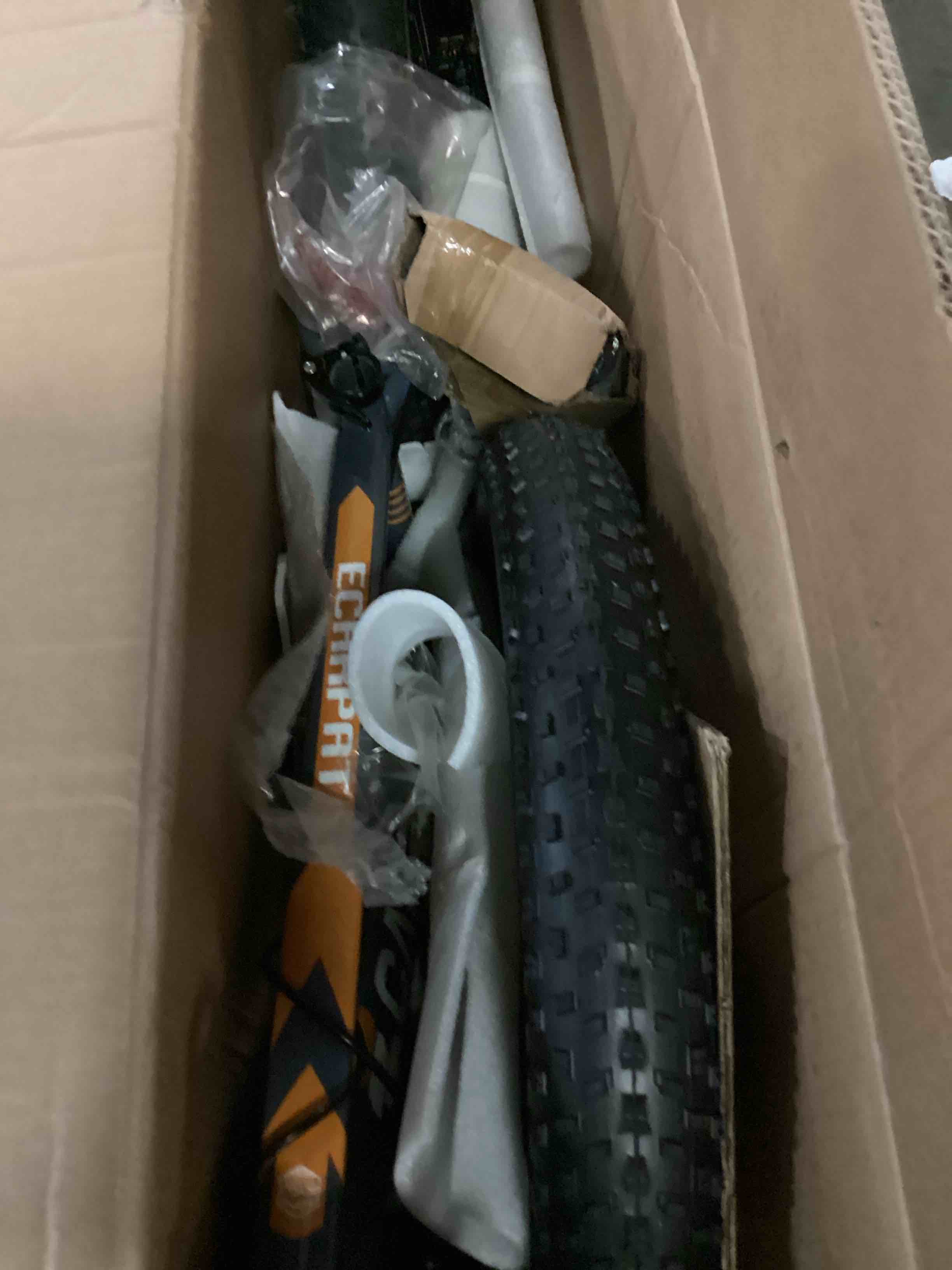 https://s3.amazonaws.com/lotting-images-prod/bidfta/BLU5865566_1720633040901.jpeg