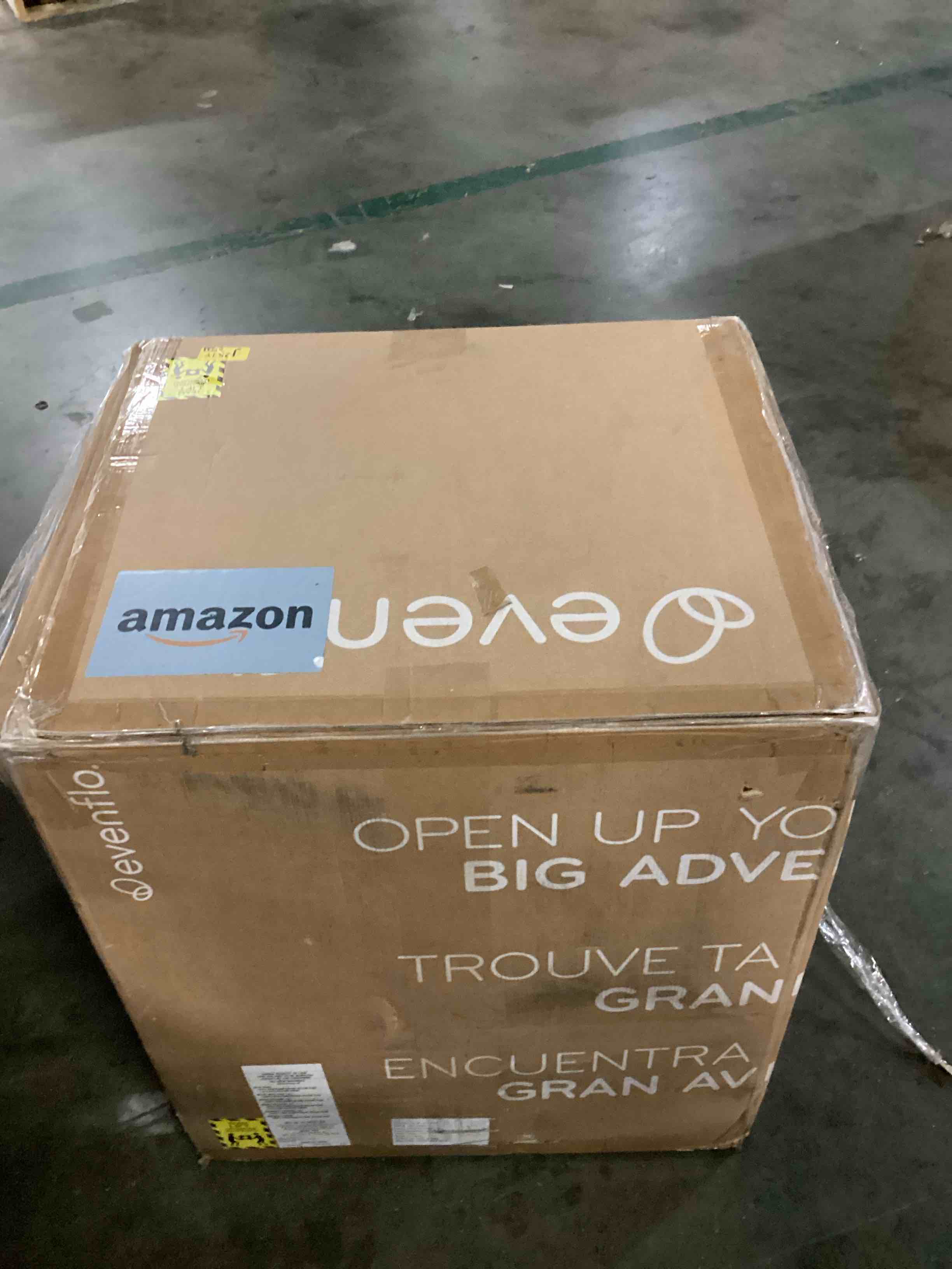 https://s3.amazonaws.com/lotting-images-prod/bidfta/BLU5865608_1720698336245.jpeg
