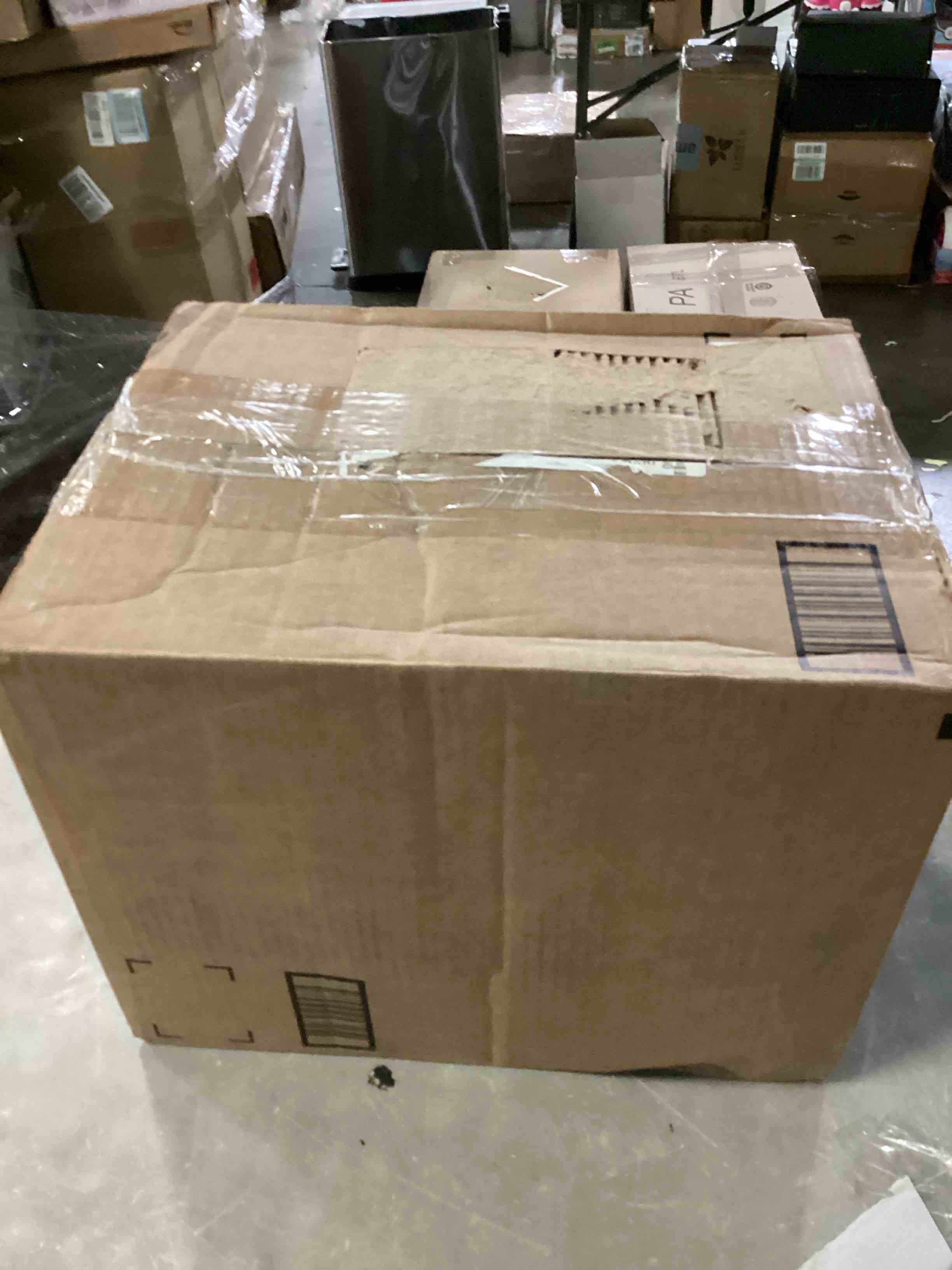 https://s3.amazonaws.com/lotting-images-prod/bidfta/BLU5865692_1720711437817.jpeg