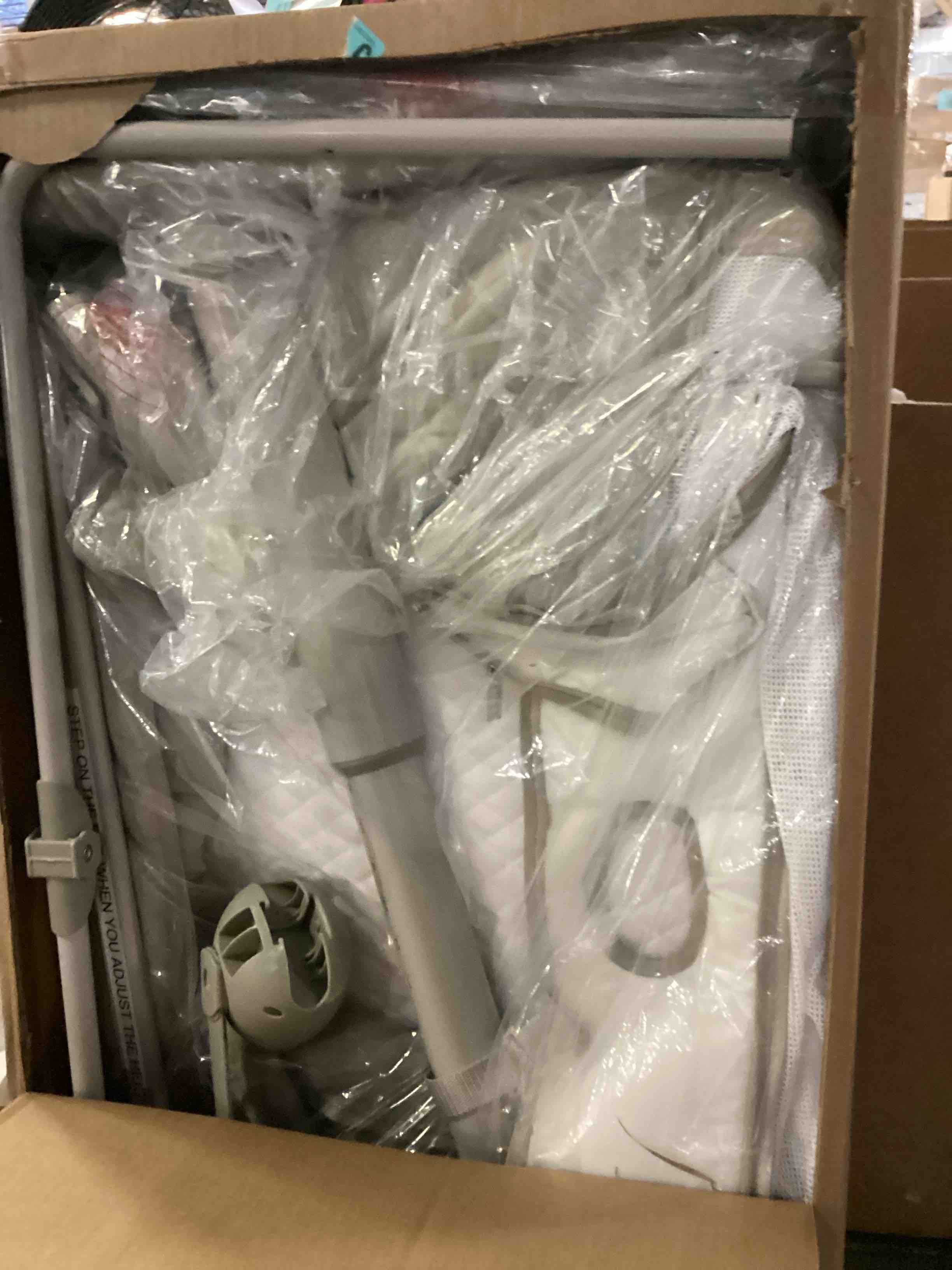 https://s3.amazonaws.com/lotting-images-prod/bidfta/BLU5865792_1720786181829.jpeg