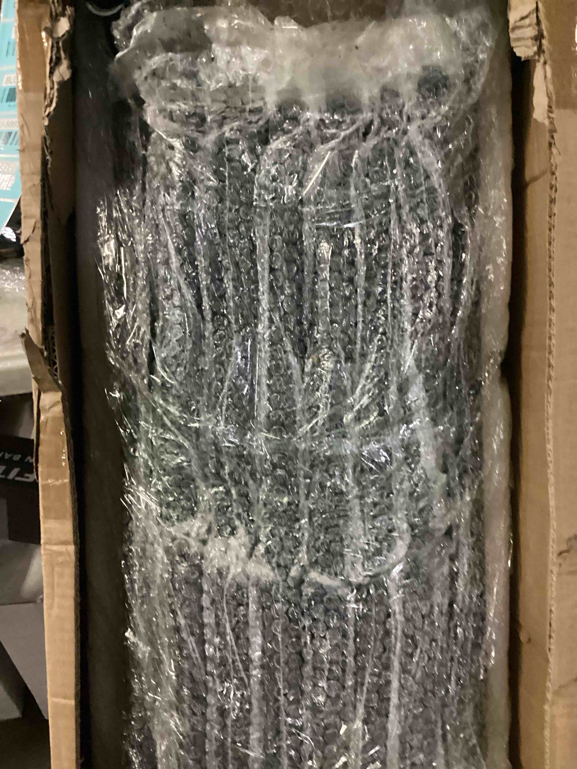 https://s3.amazonaws.com/lotting-images-prod/bidfta/BLU5865810_1720788875676.jpeg
