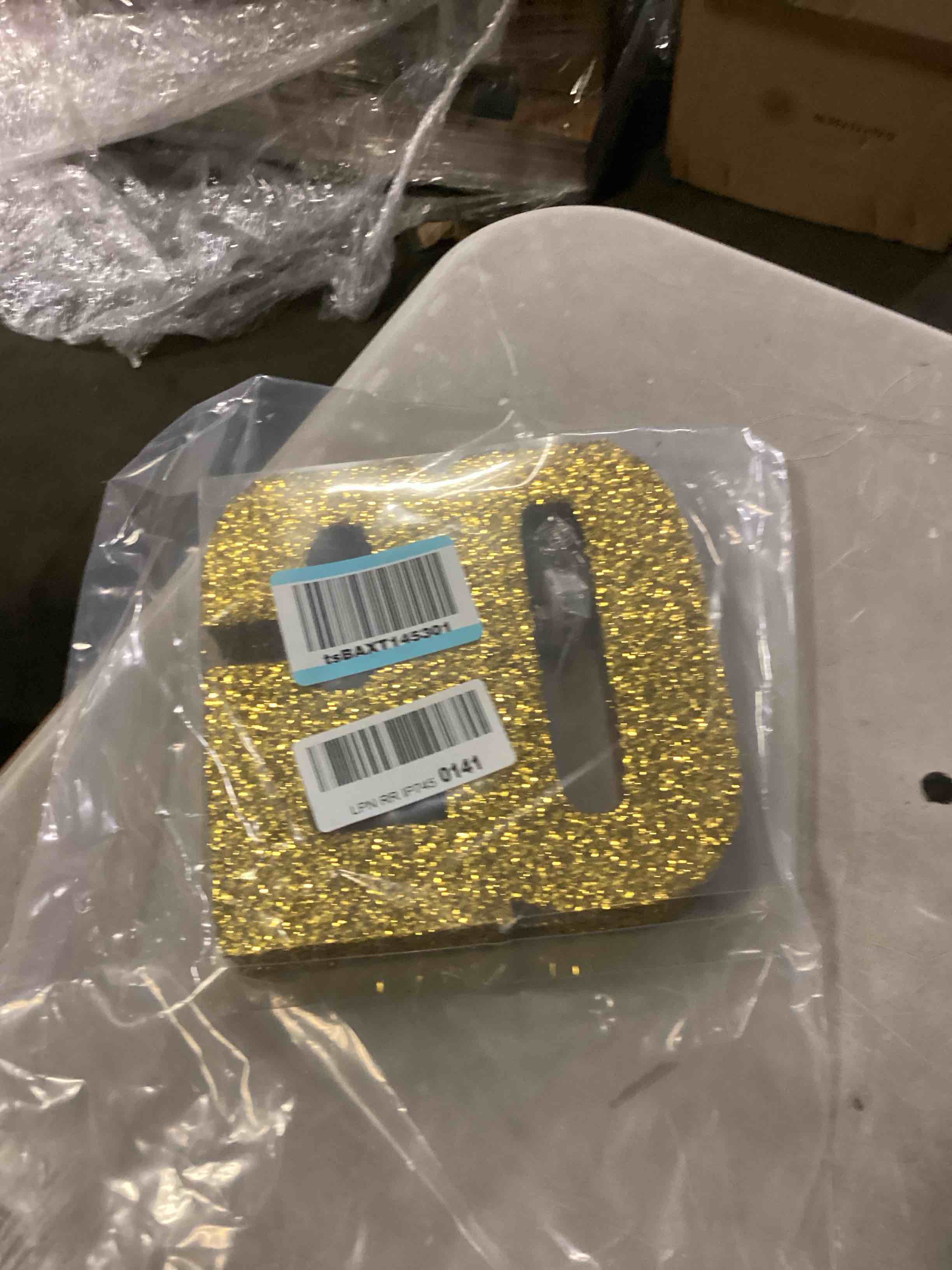 https://s3.amazonaws.com/lotting-images-prod/bidfta/BLU5865814_1720789383463.jpeg