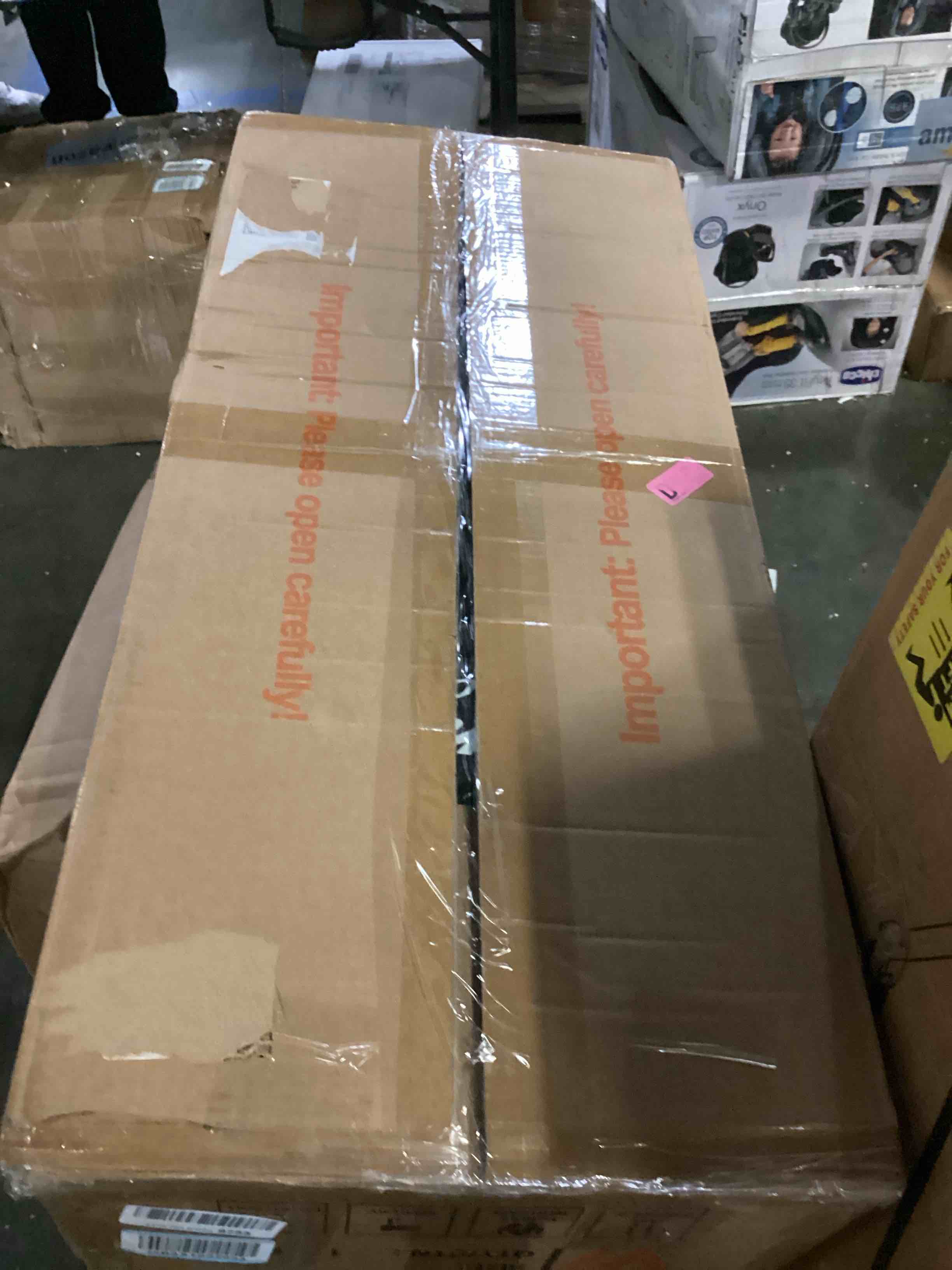 https://s3.amazonaws.com/lotting-images-prod/bidfta/BLU5866058_1721218680118.jpeg