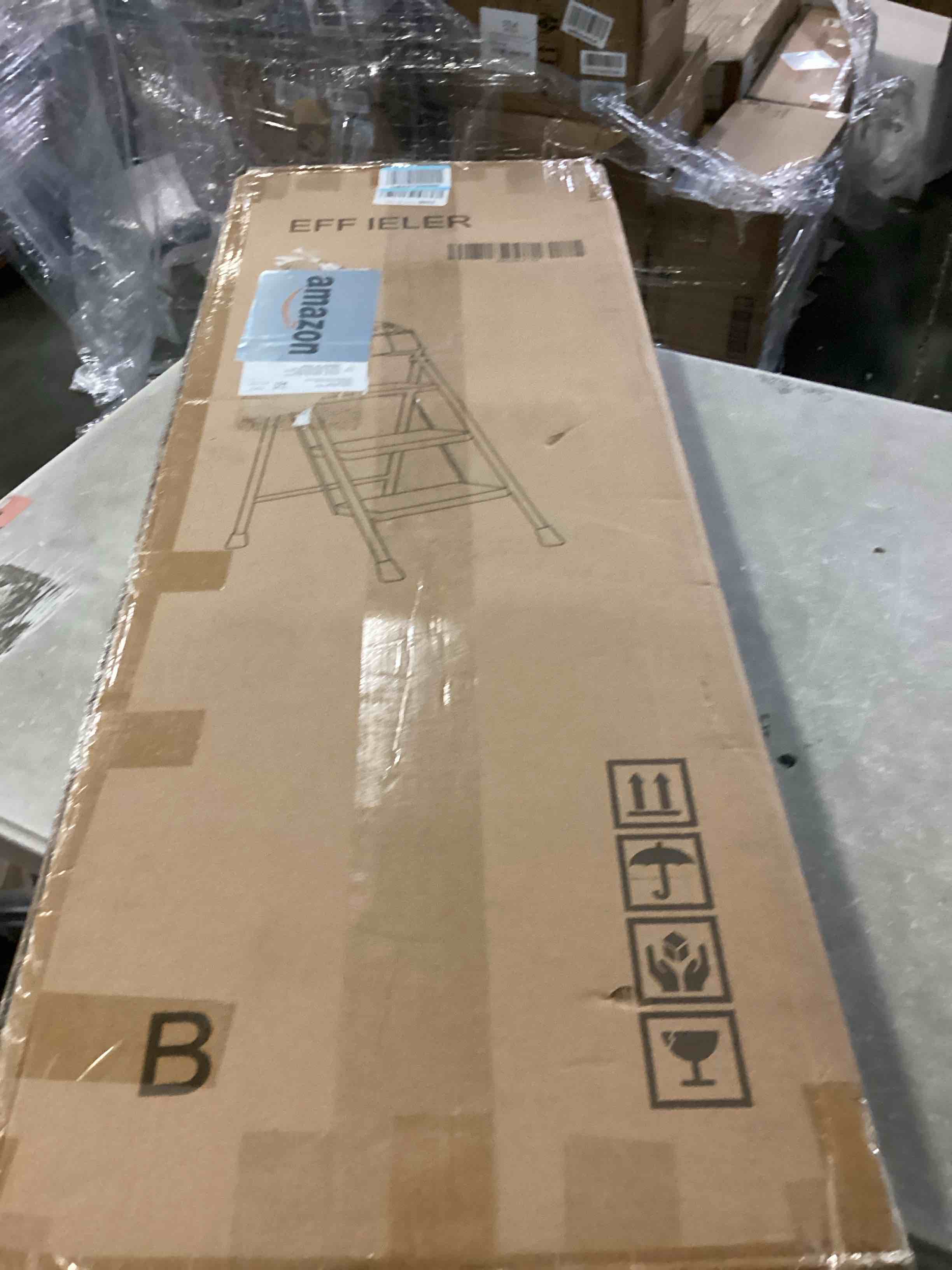 https://s3.amazonaws.com/lotting-images-prod/bidfta/BLU5866105_1721226958154.jpeg