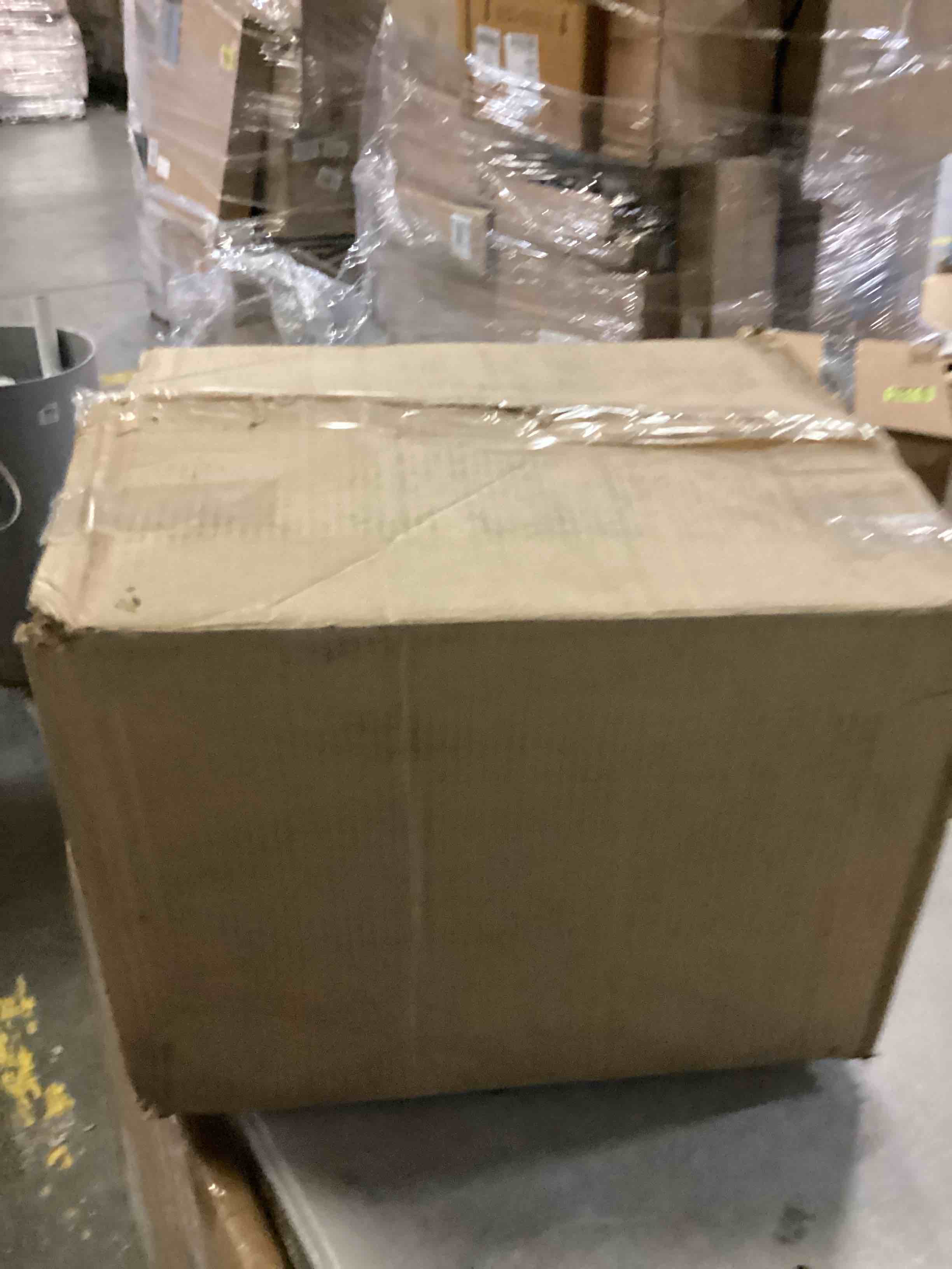 https://s3.amazonaws.com/lotting-images-prod/bidfta/BLU5866202_1721243458086.jpeg