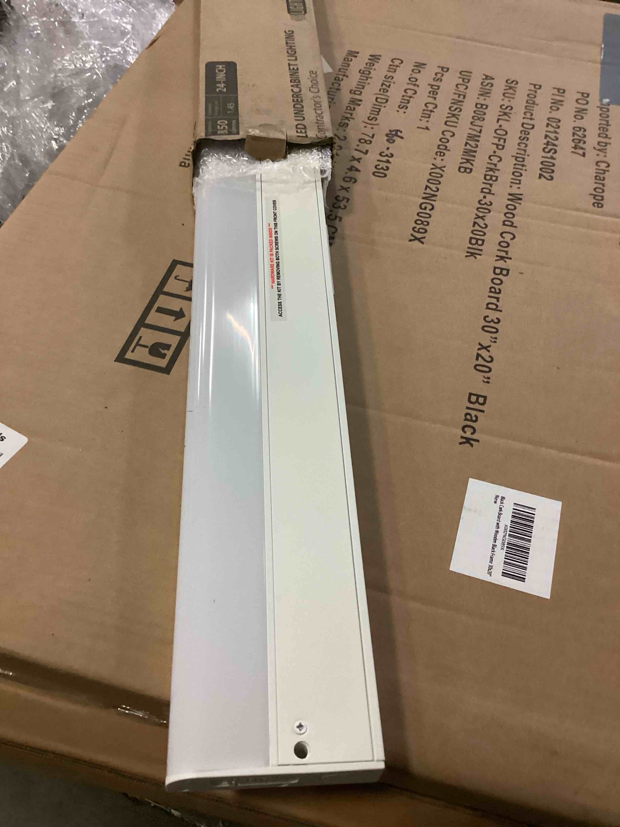 https://s3.amazonaws.com/lotting-images-prod/bidfta/BLU5866343_1721321315323.jpeg