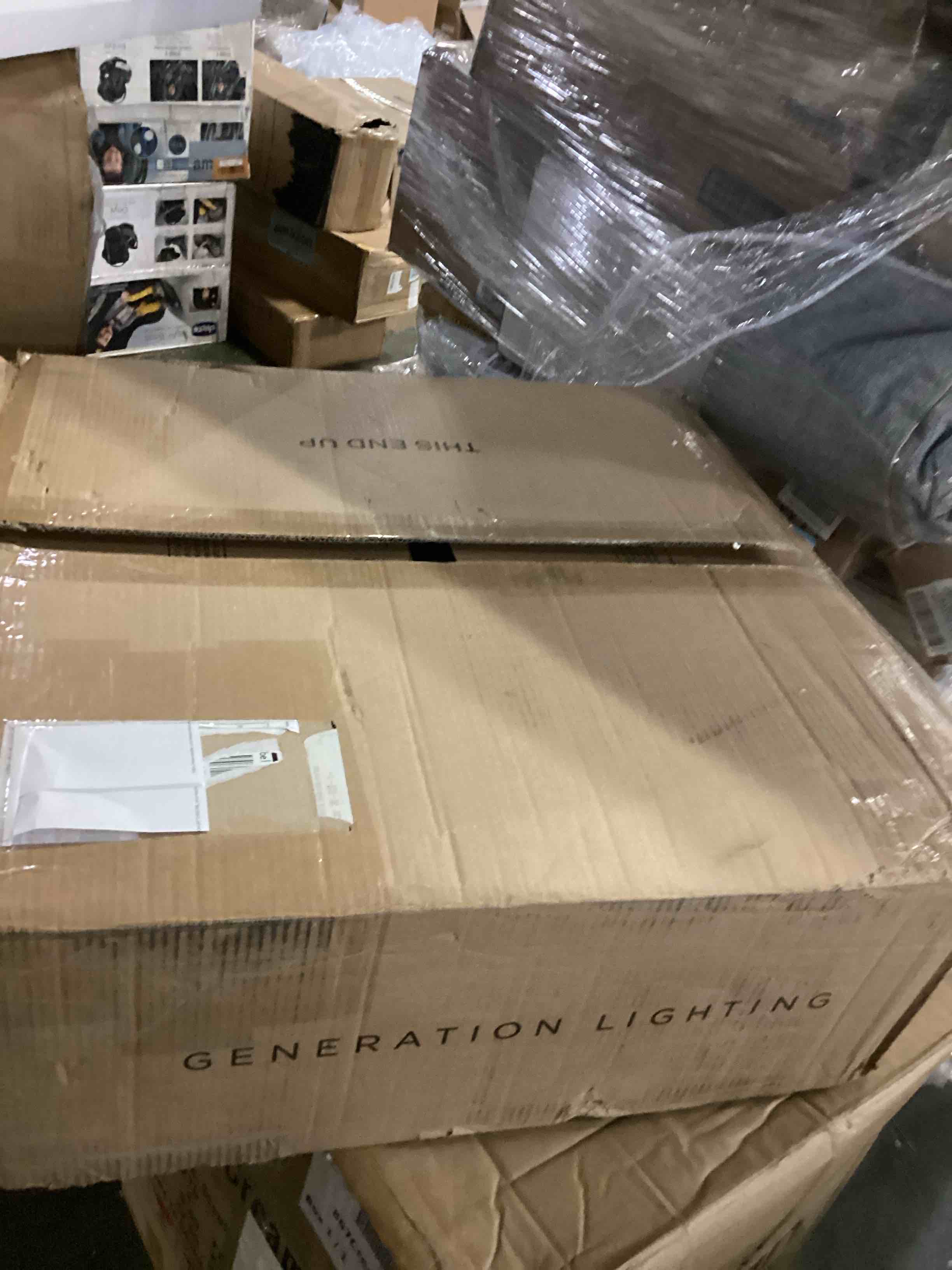 https://s3.amazonaws.com/lotting-images-prod/bidfta/BLU5866445_1721396318601.jpeg