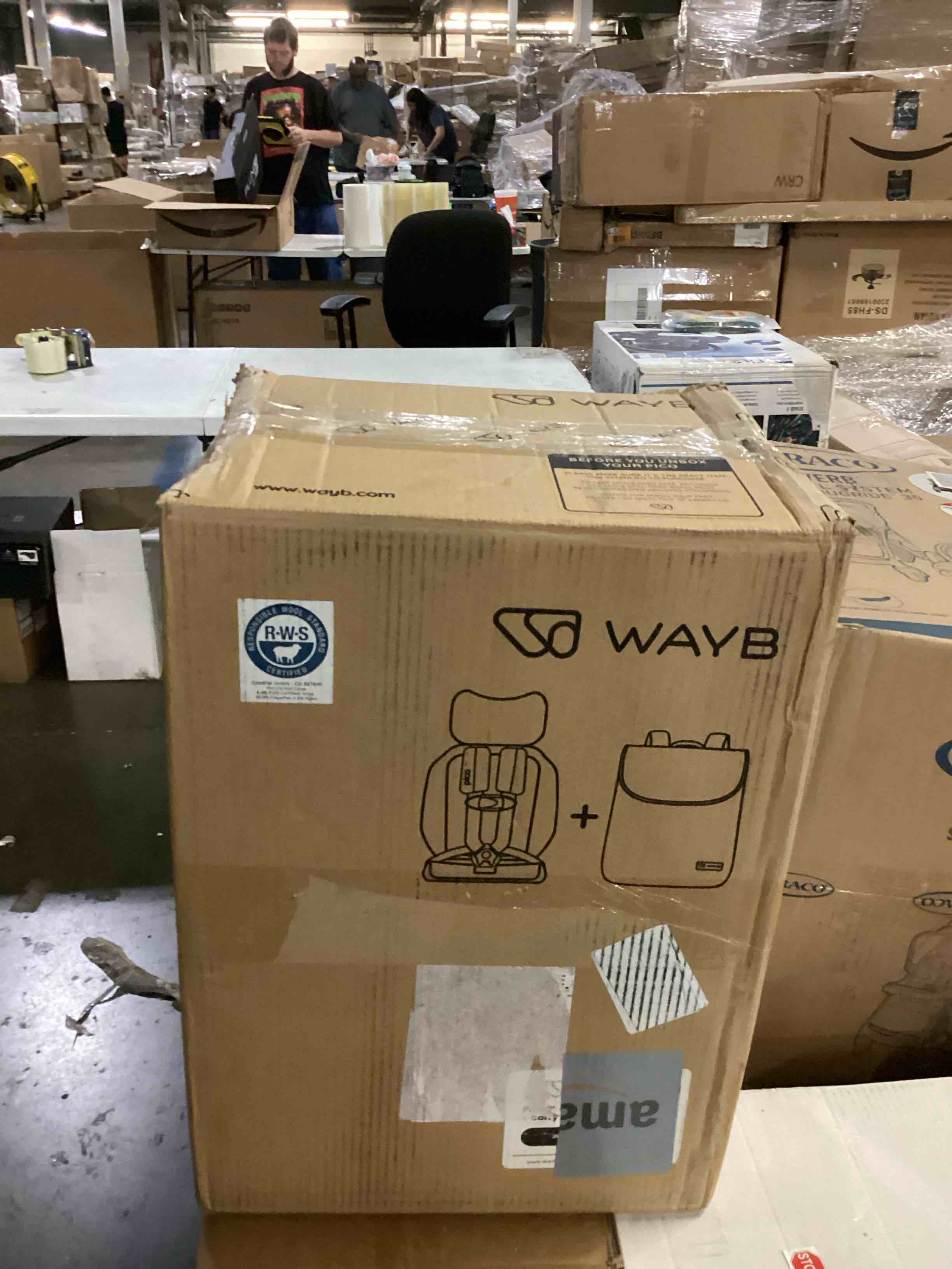 https://s3.amazonaws.com/lotting-images-prod/bidfta/BLU5866586_1721652202015.jpeg